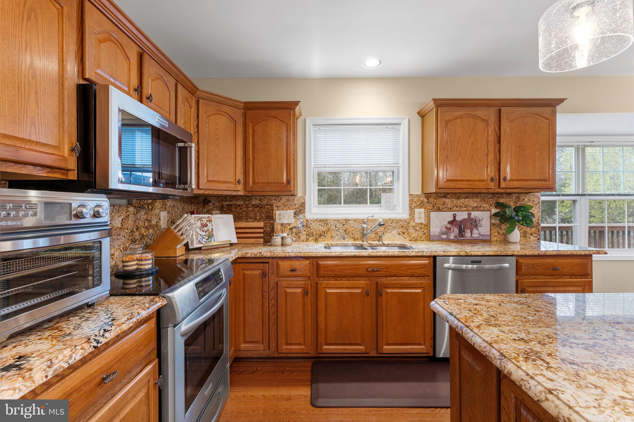 BRIDLEWOOD - Residential