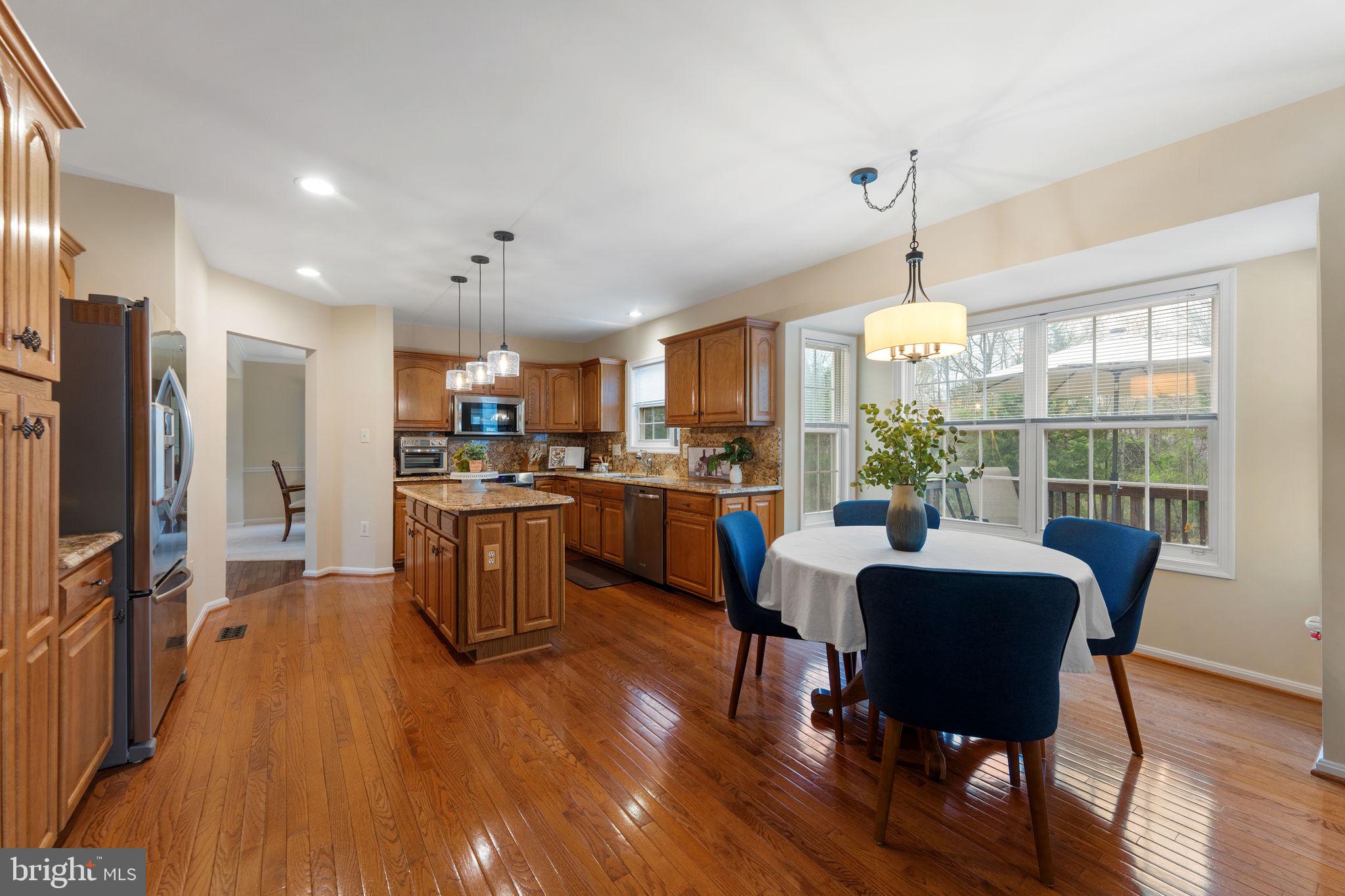 BRIDLEWOOD - Residential