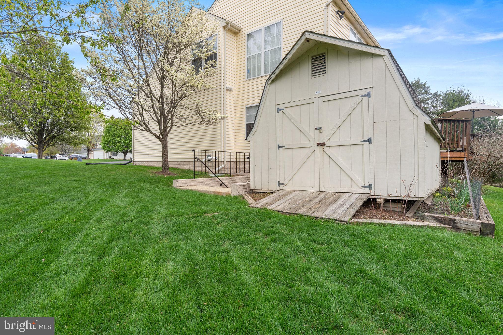 BRIDLEWOOD - Residential