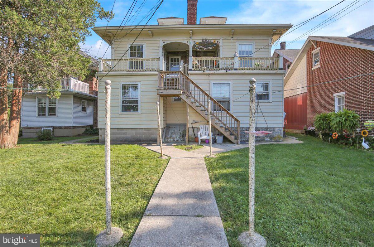 43 E MAPLE STREET