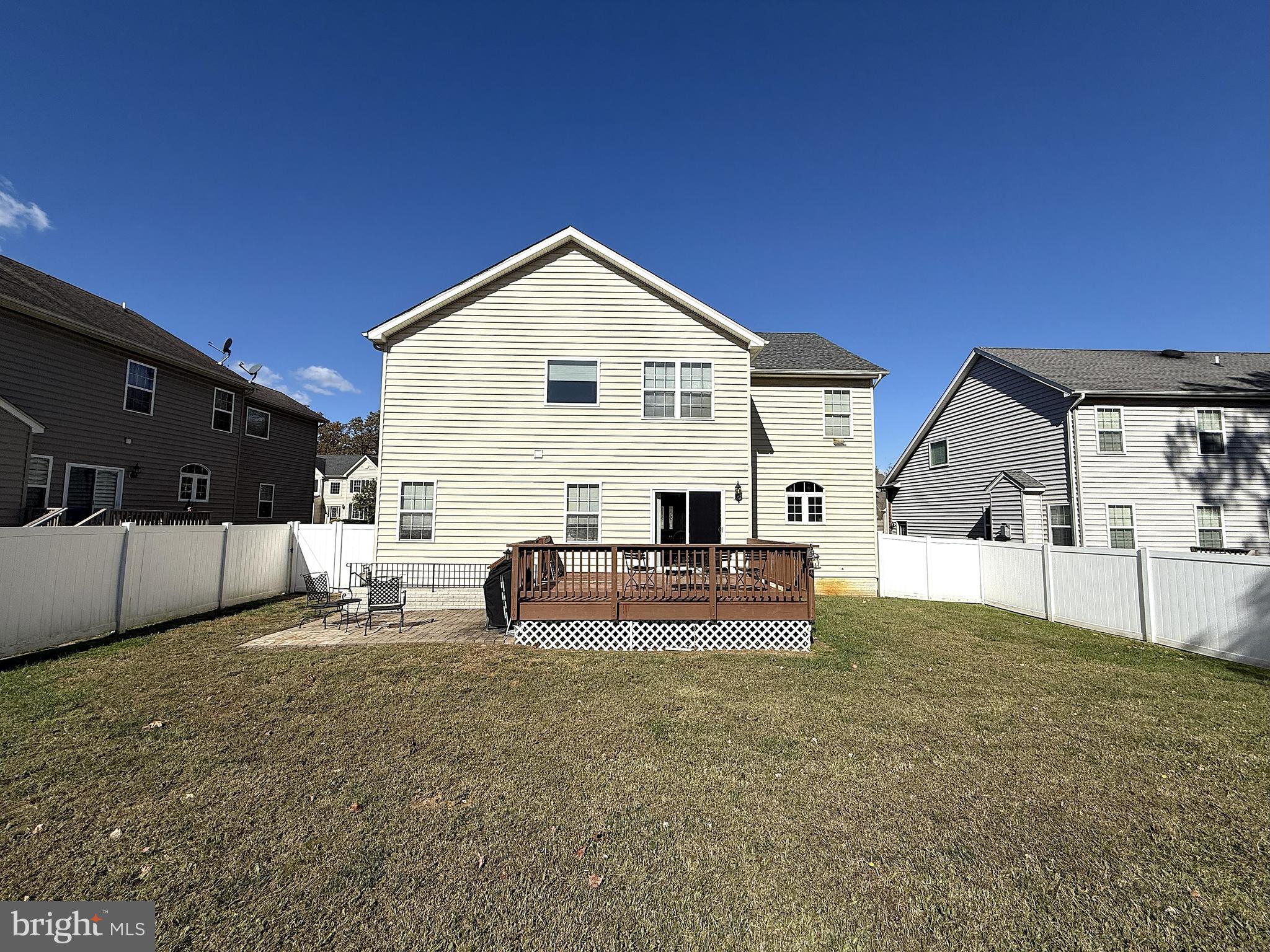 NORTH POINTE - Residential