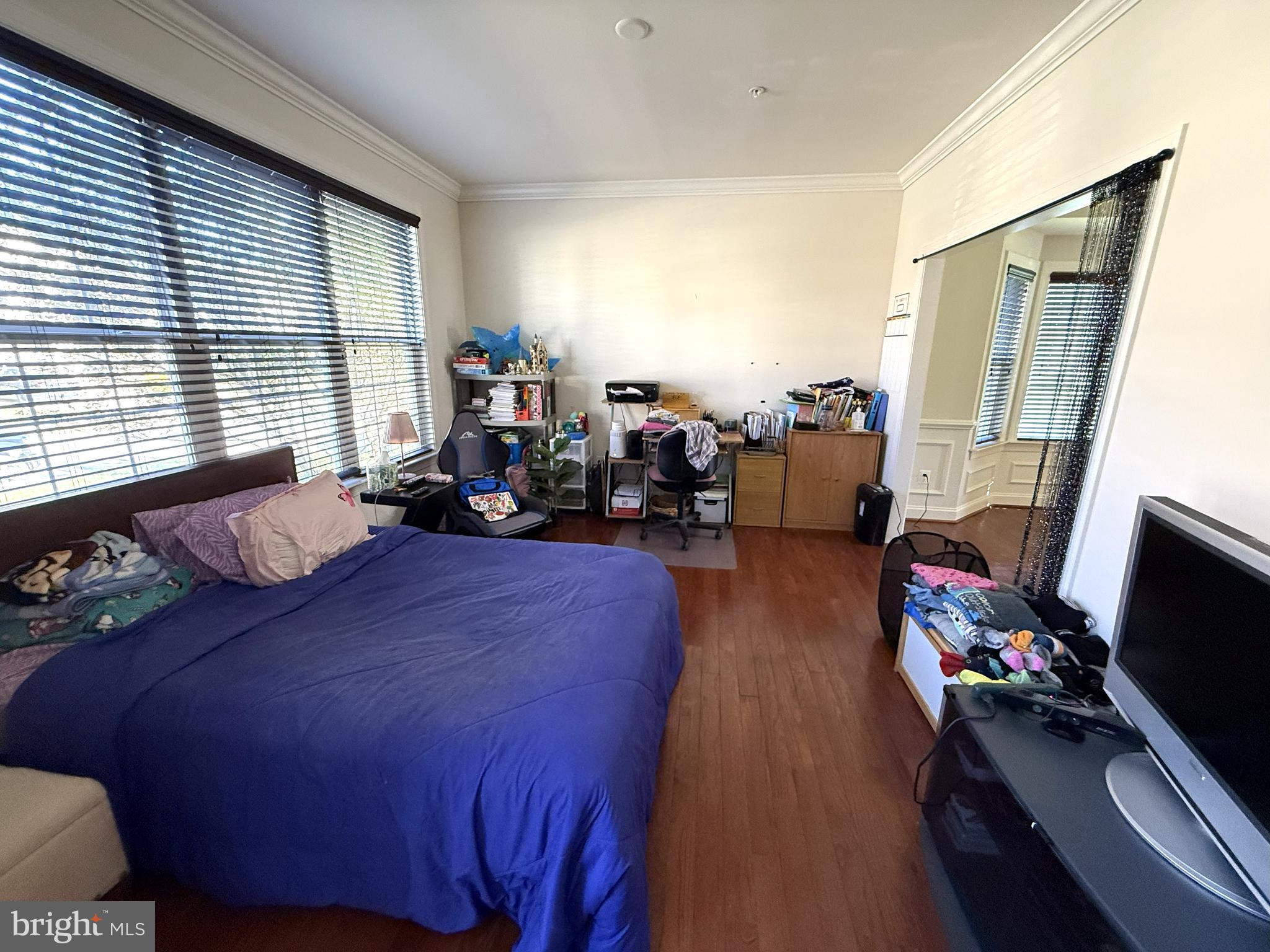 NORTH POINTE - Residential