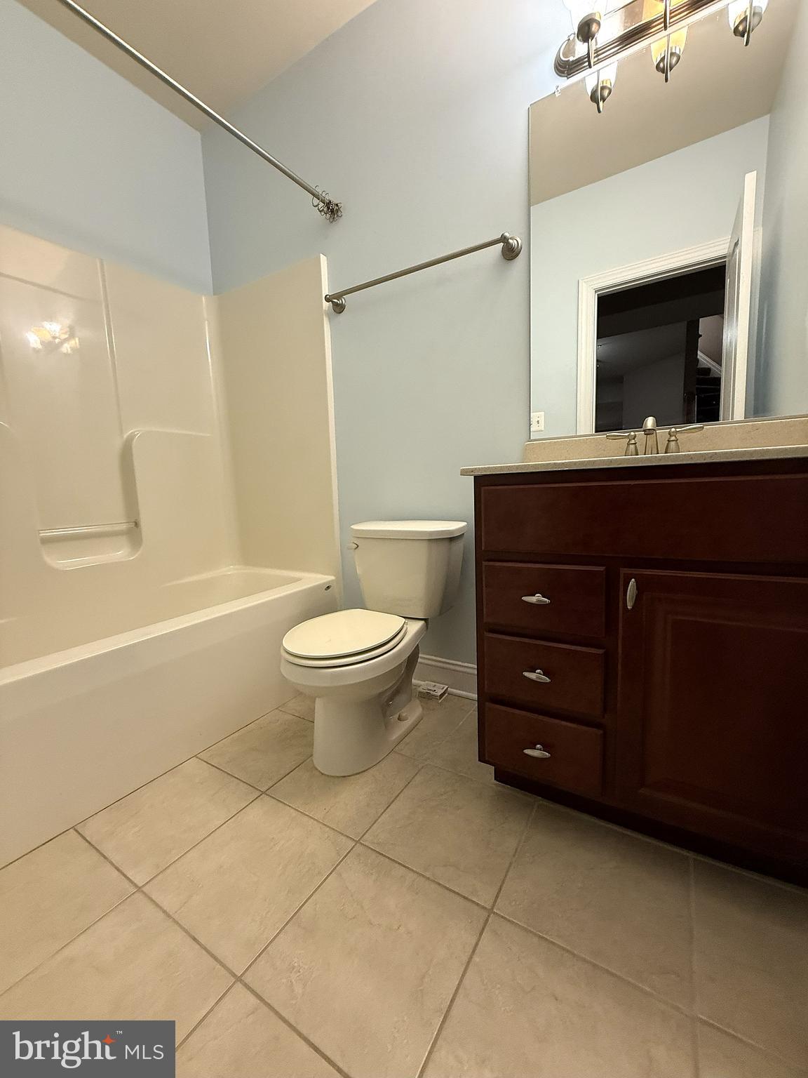 NORTH POINTE - Residential