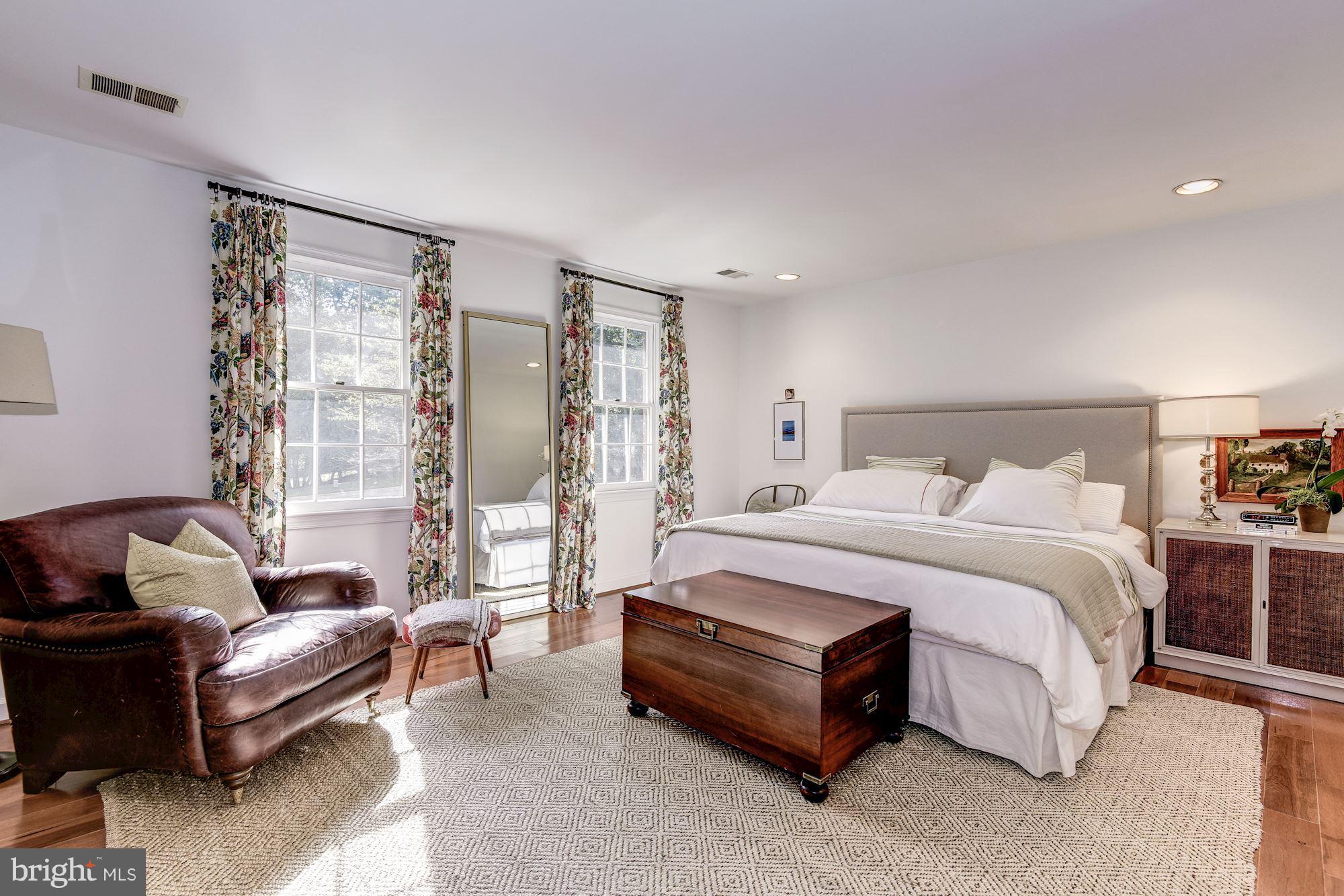 THE PALISADES - Residential