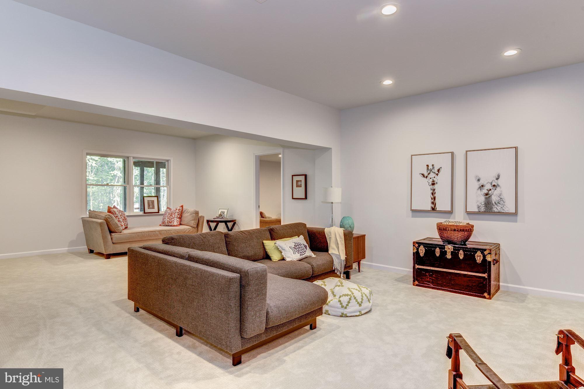 THE PALISADES - Residential