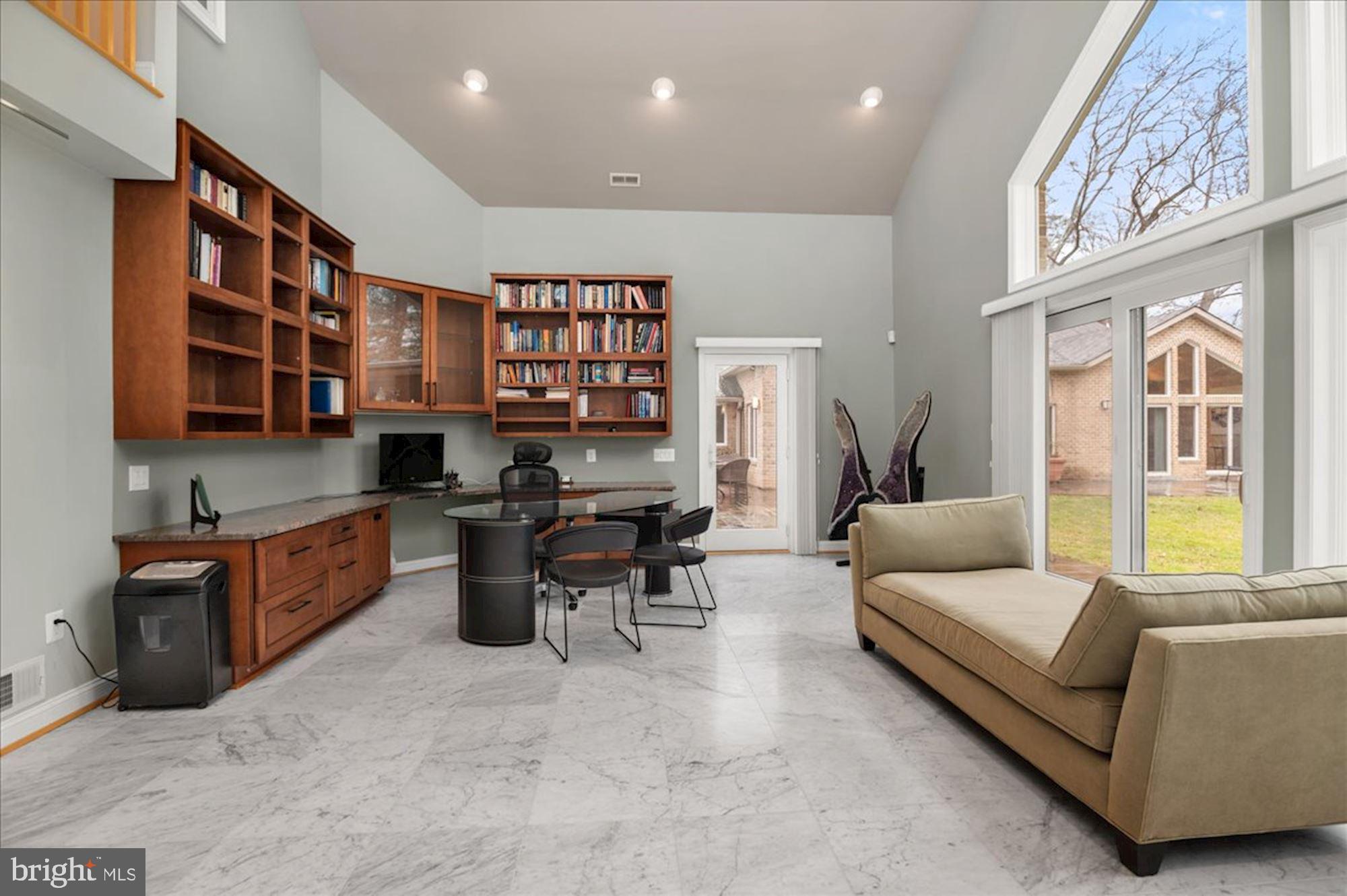 FAWCETT FARMS - Residential