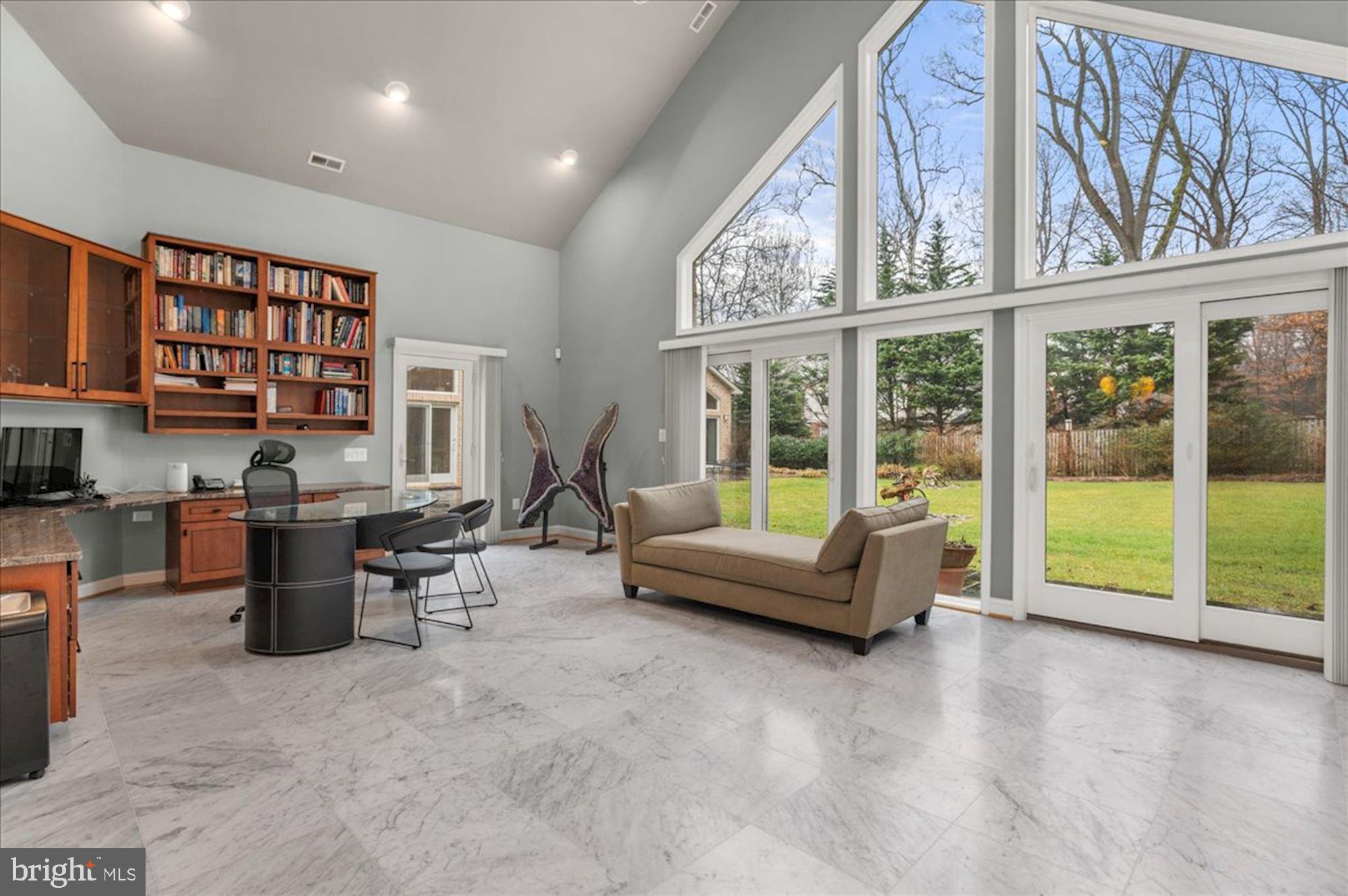 FAWCETT FARMS - Residential