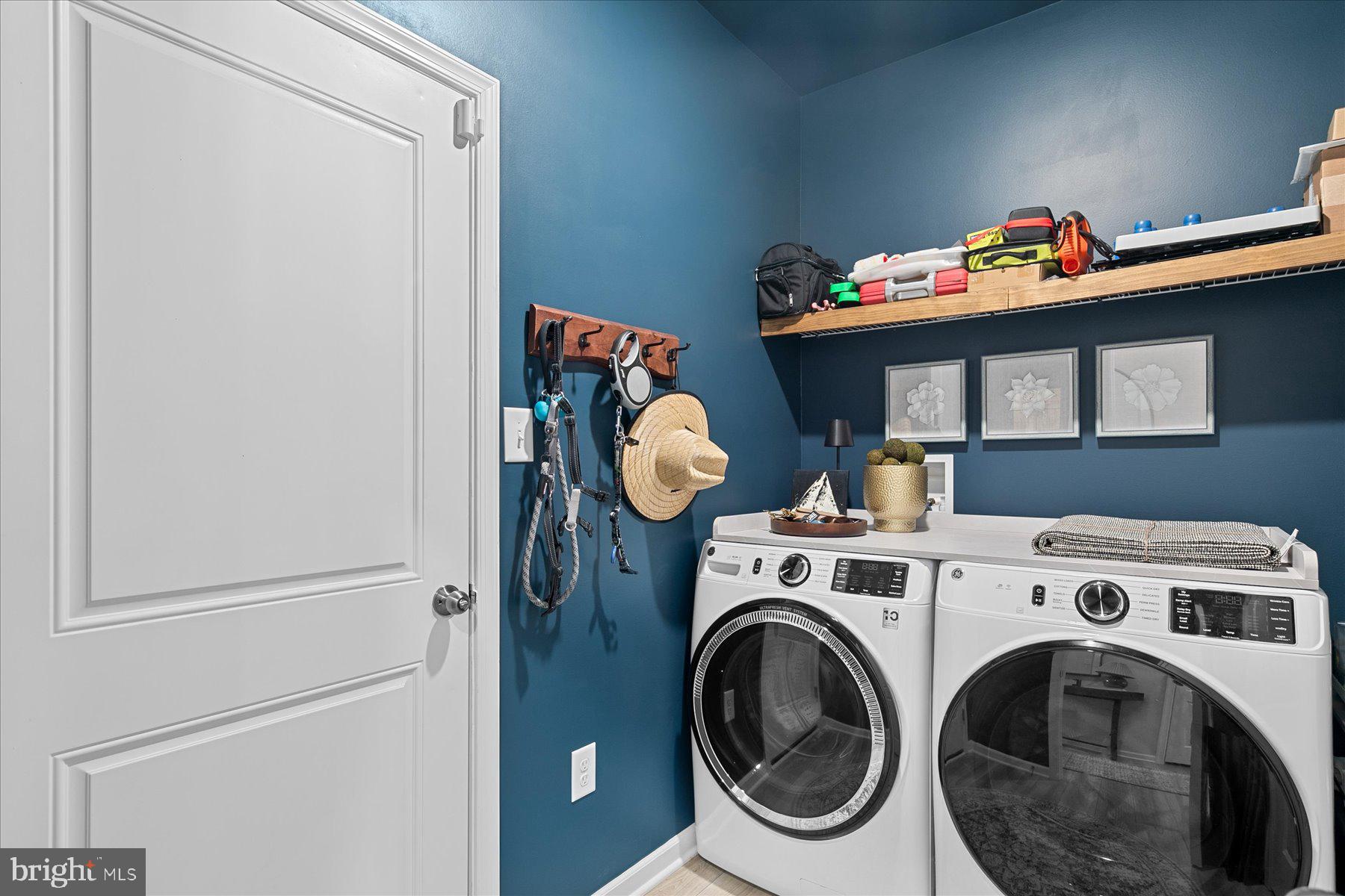 SCHOONER LANDING - Residential