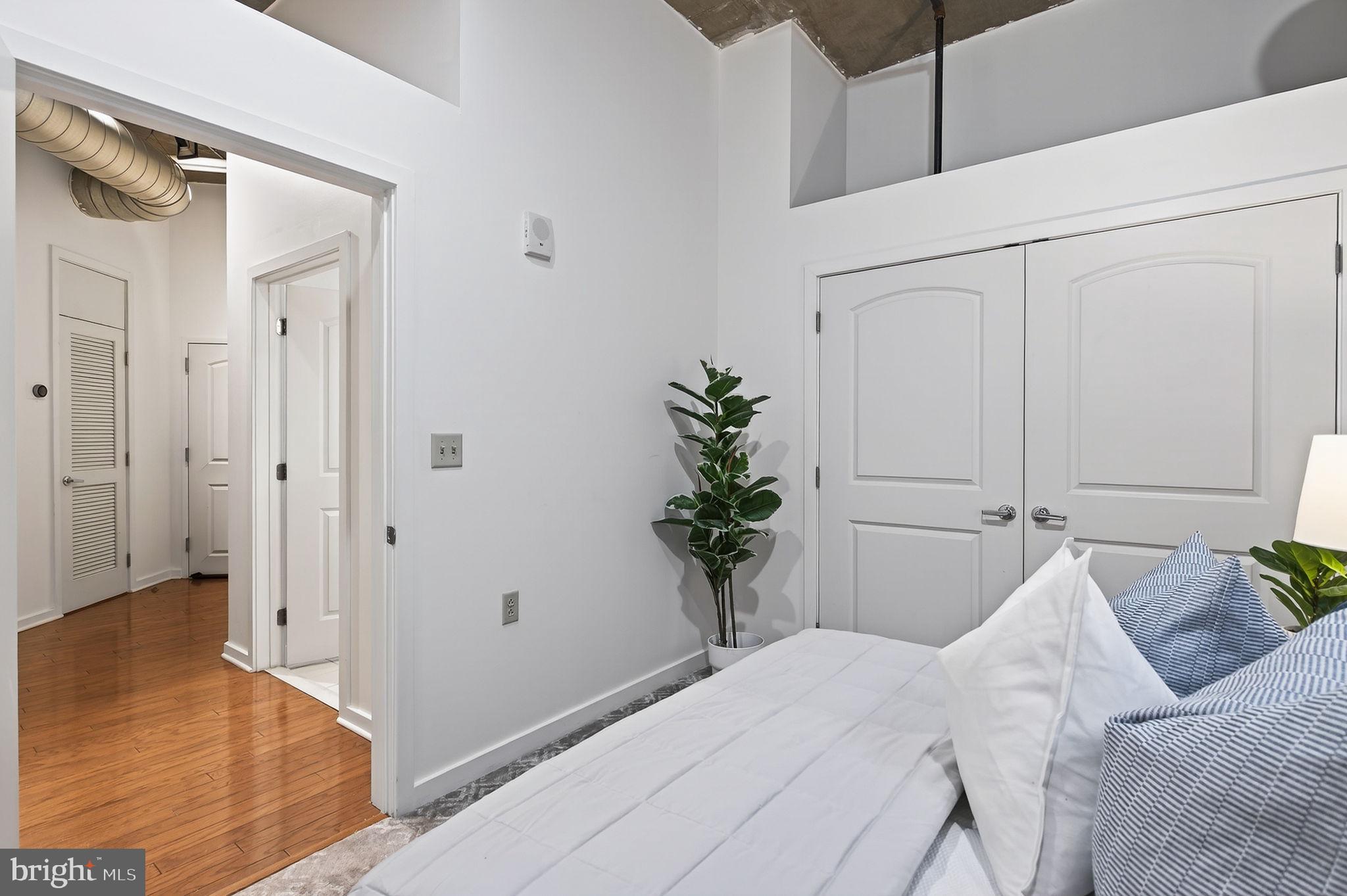 OLD CITY - Residential