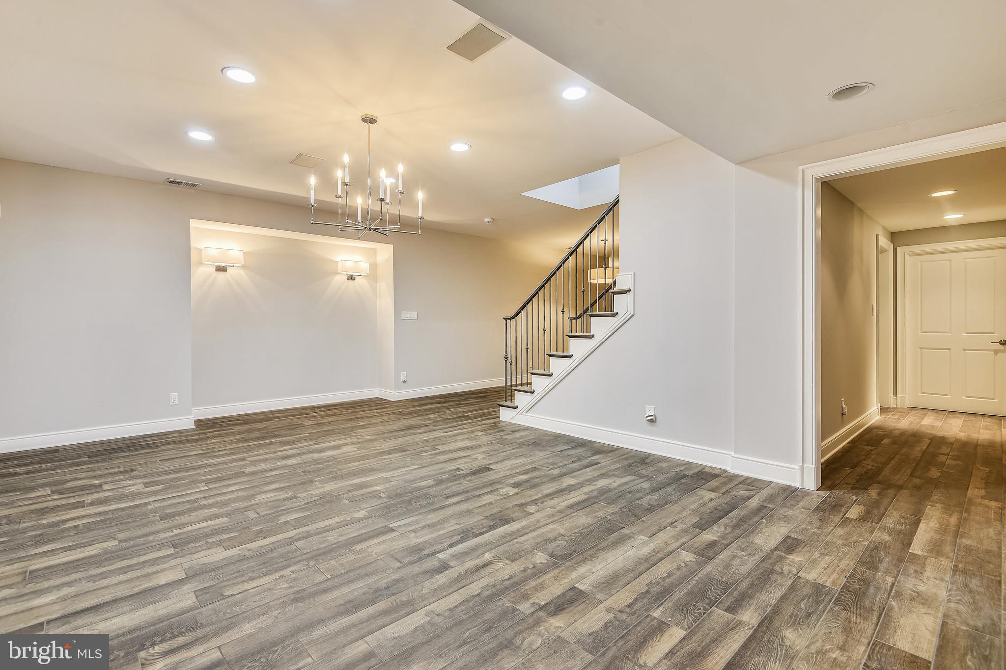 SOUTH RIVER LANDING - Residential