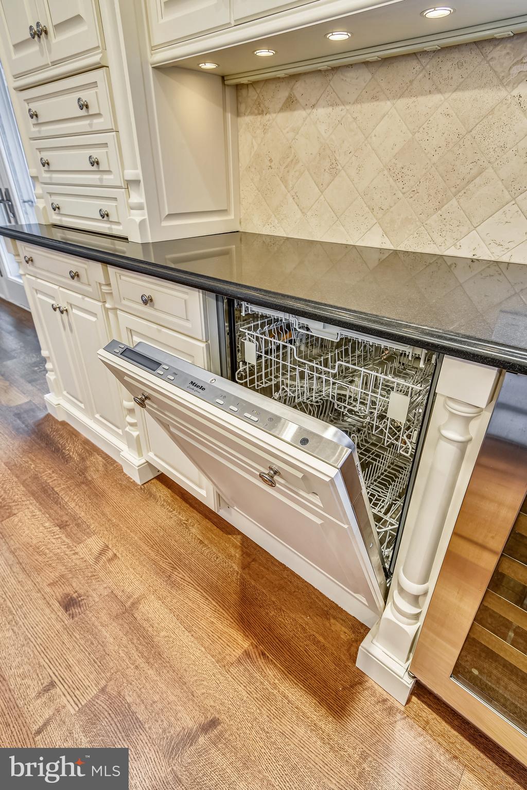 SOUTH RIVER LANDING - Residential