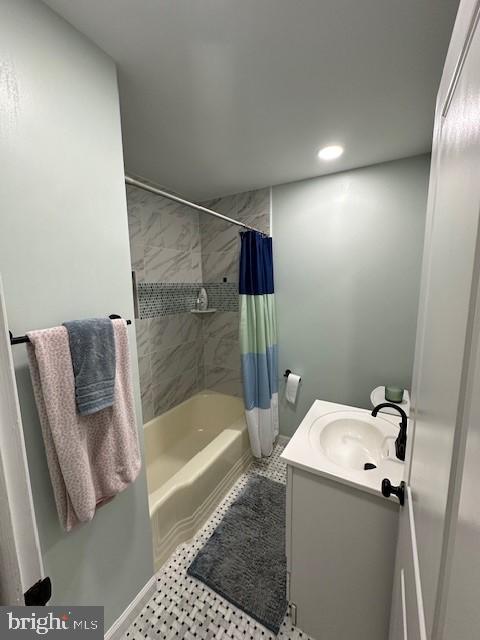 SEVERNA GARDENS - Residential Lease