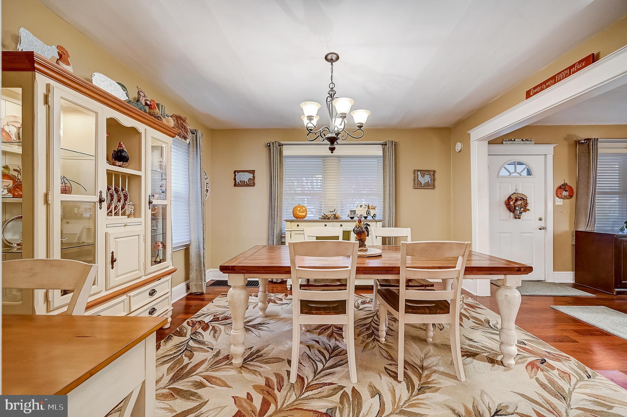 GLENSIDE - Residential
