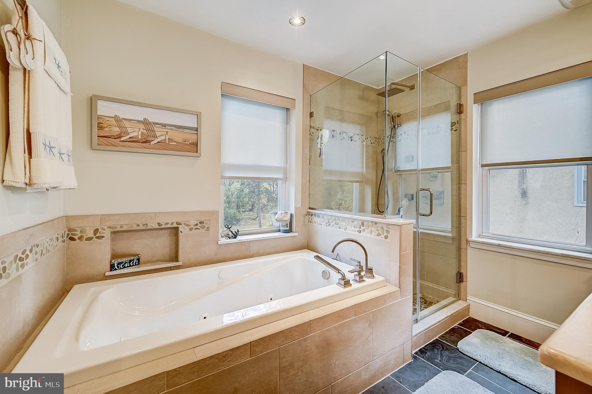 GLENSIDE - Residential