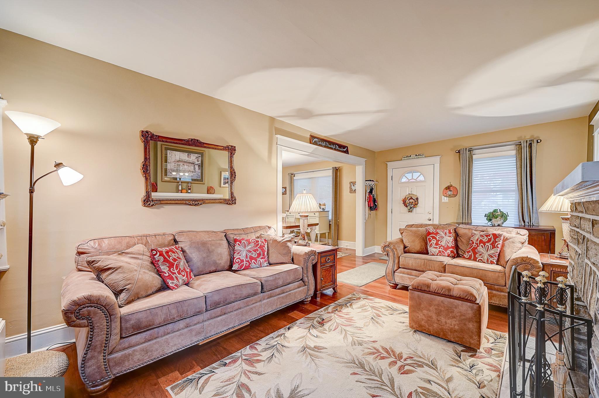 GLENSIDE - Residential