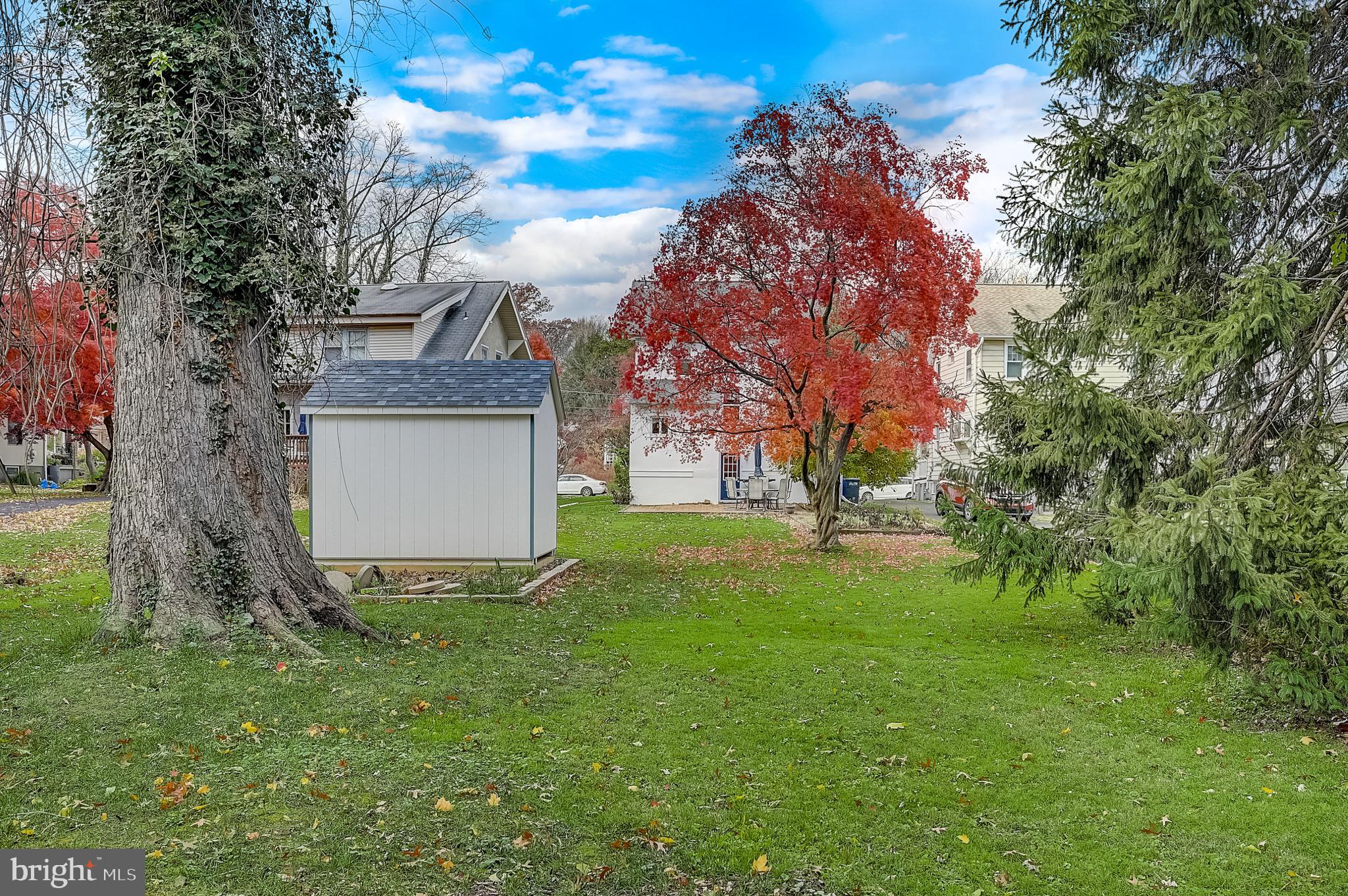 GLENSIDE - Residential
