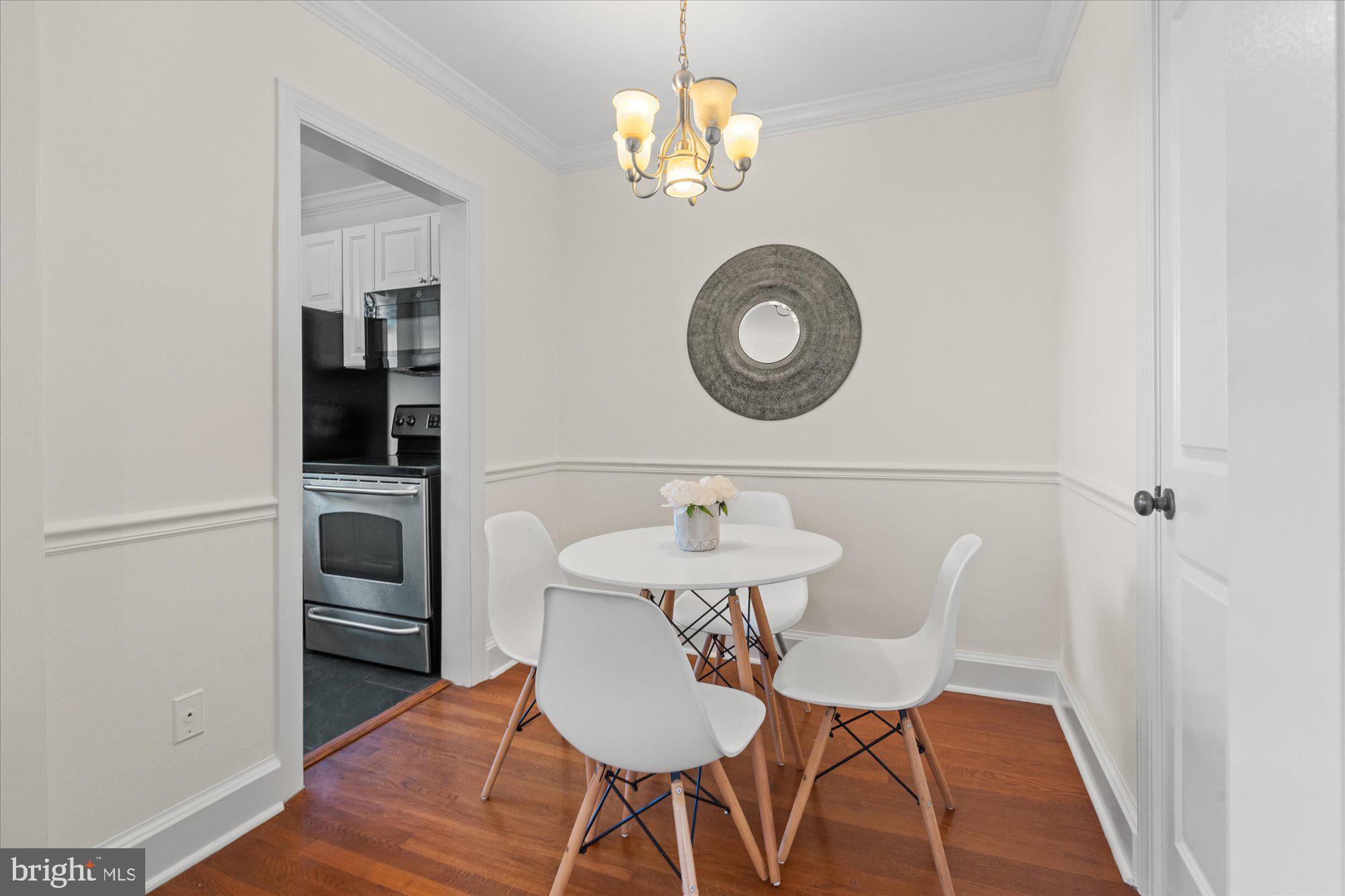 OLD TOWN ALEXANDRIA - Residential