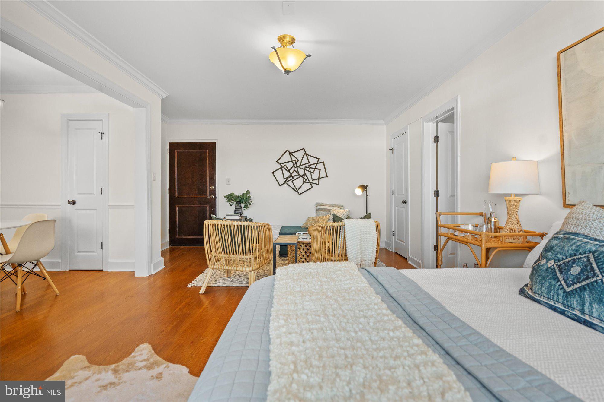 OLD TOWN ALEXANDRIA - Residential