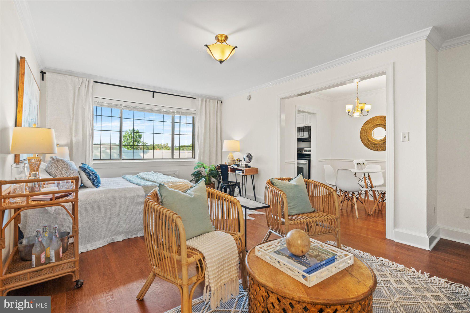 OLD TOWN ALEXANDRIA - Residential