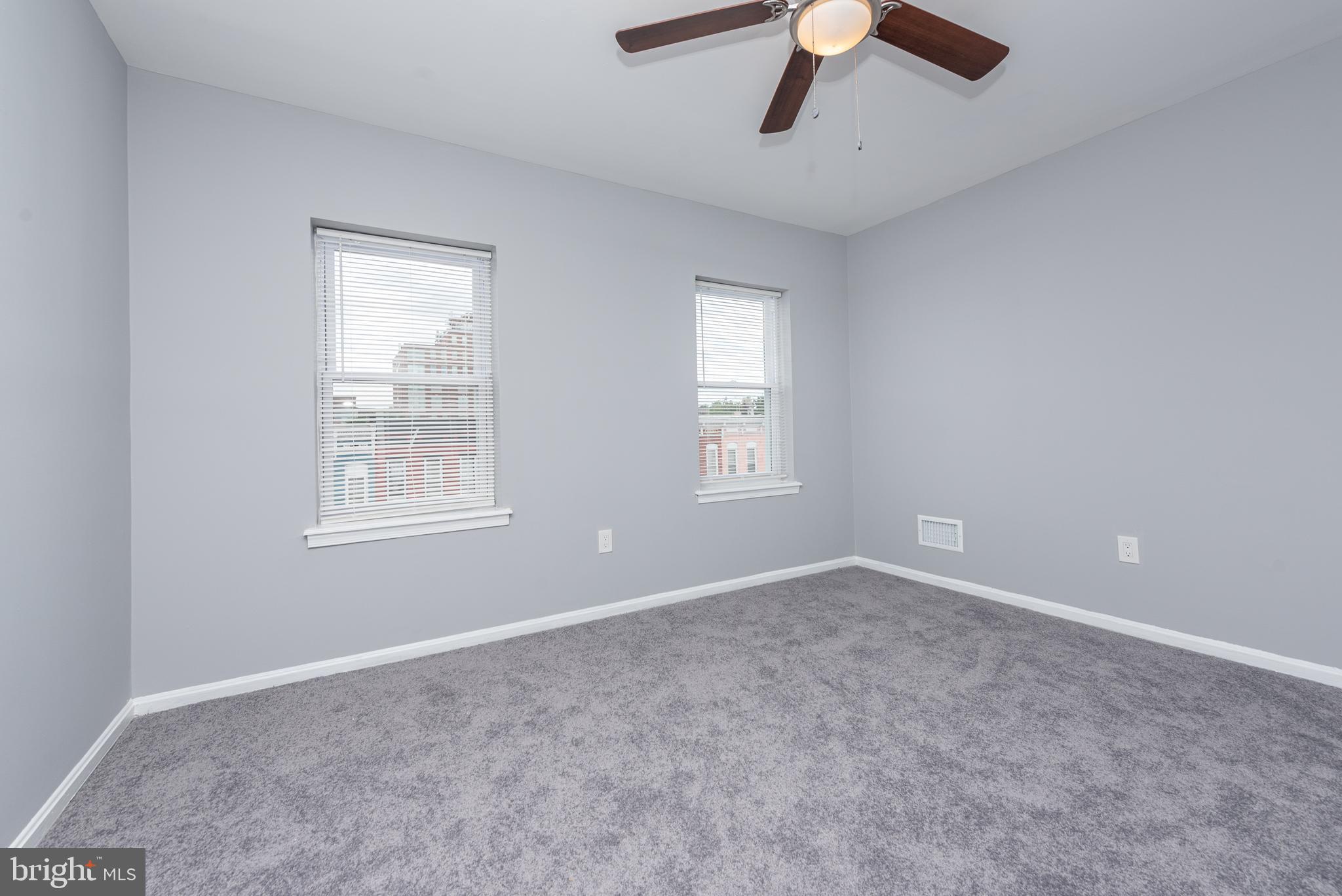 HOLLINS MARKET - Residential