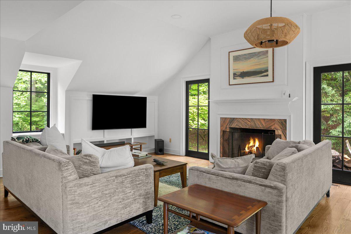 LUMBERVILLE - Residential