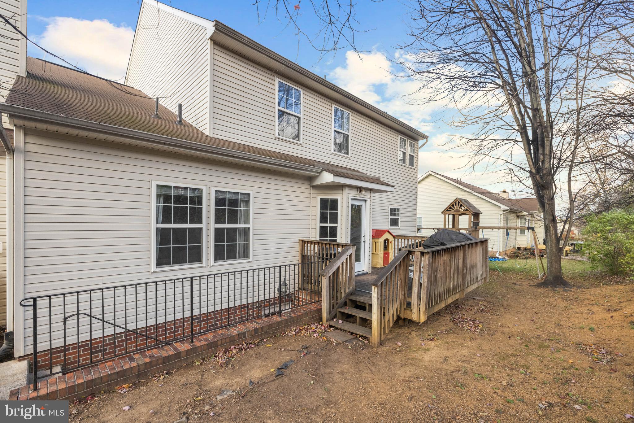 LAUREL RIDGE - Residential