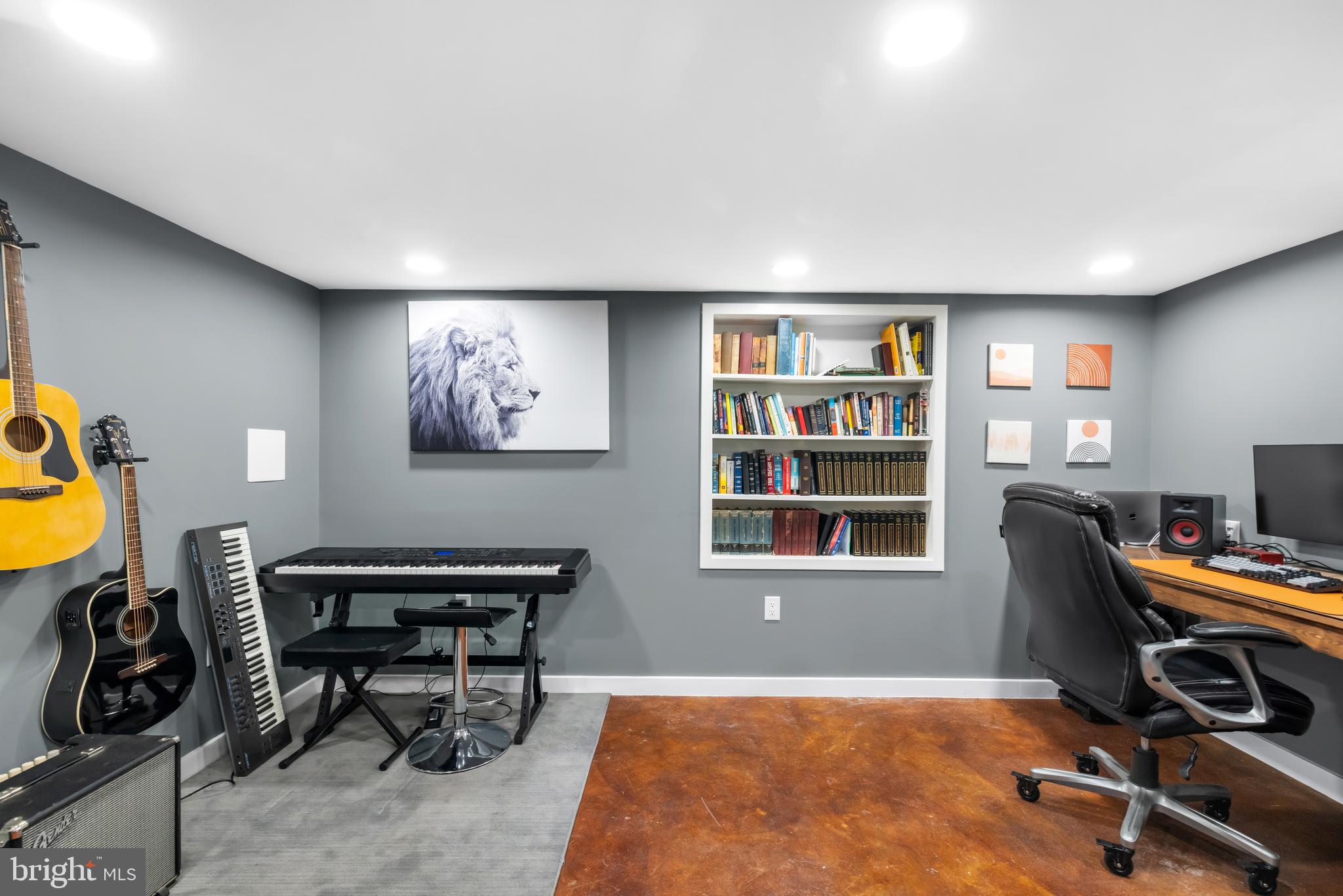 LAUREL RIDGE - Residential