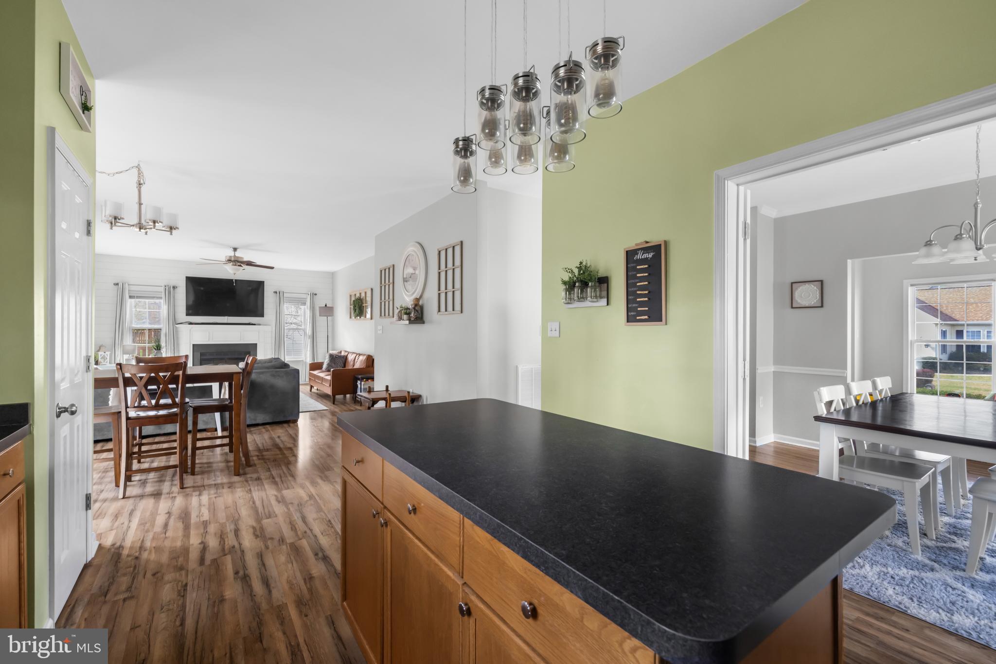 LAUREL RIDGE - Residential