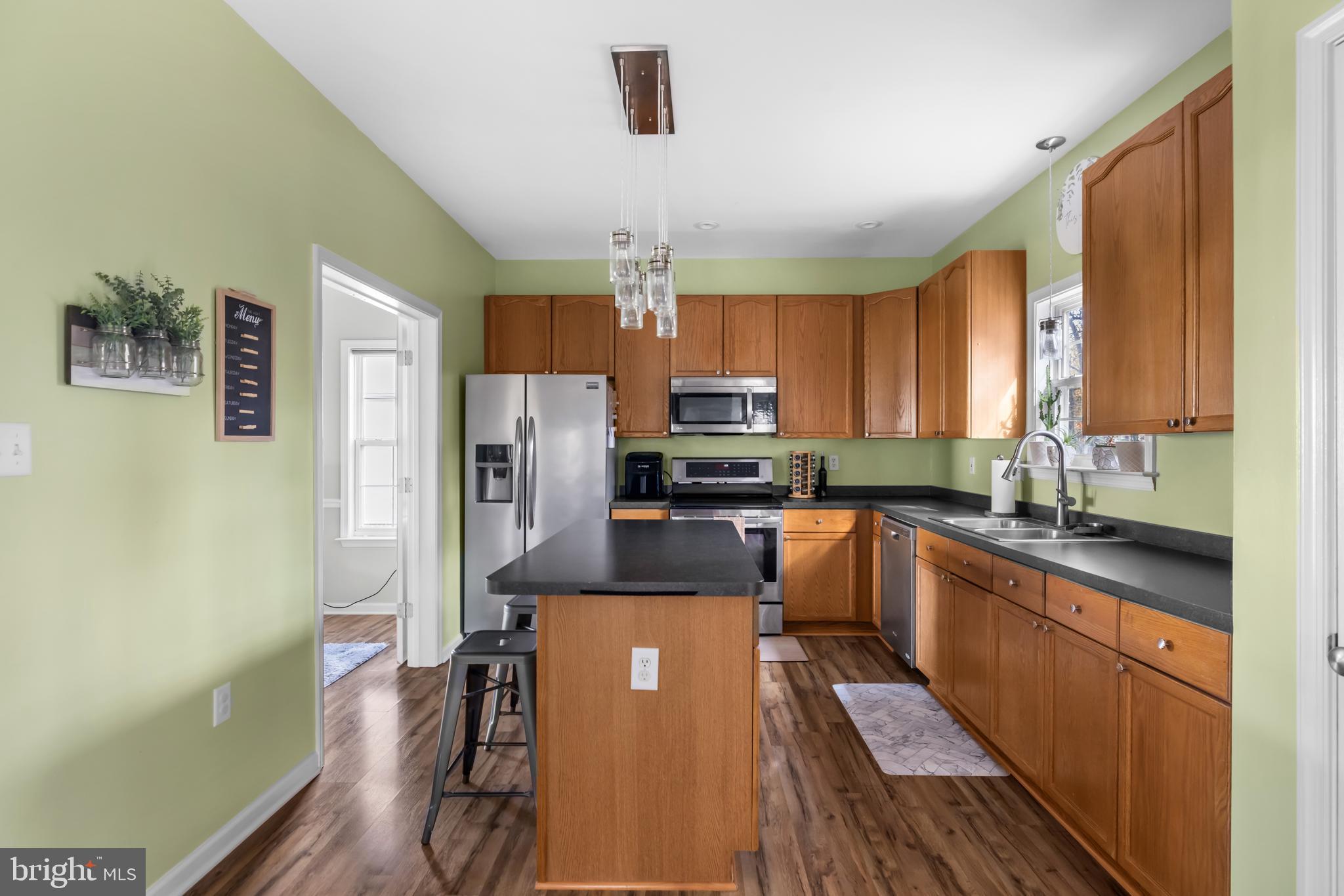 LAUREL RIDGE - Residential