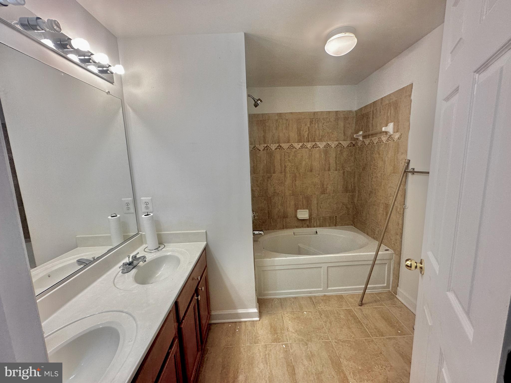 WATKINS PLACE - Residential