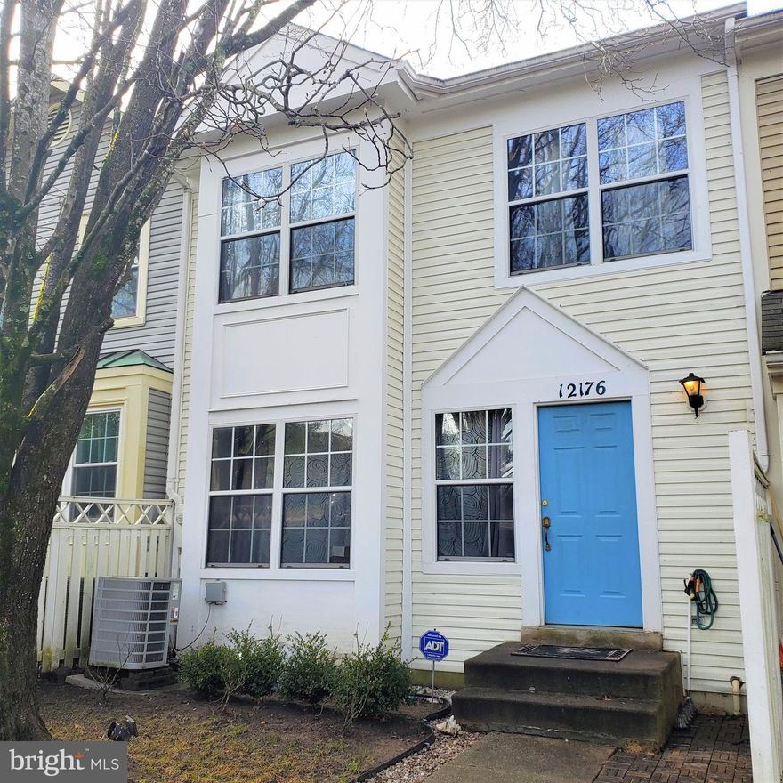 *AGENTS PLEASE USE MASKS, REMOVE SHOES, AND WEAR GLOVES WHEN SHOWING *  Cozy home in highly sought after Lake Ridge. Some of the amazing amenities offered in the community include multiple pools, parks, and  walking/jogging trails. Located very close to Springwoods Elementary school. Features include a new hot water heater, hardwood floors on the main level, and an open floor plan with a welcoming fireplace. This home won't last long.