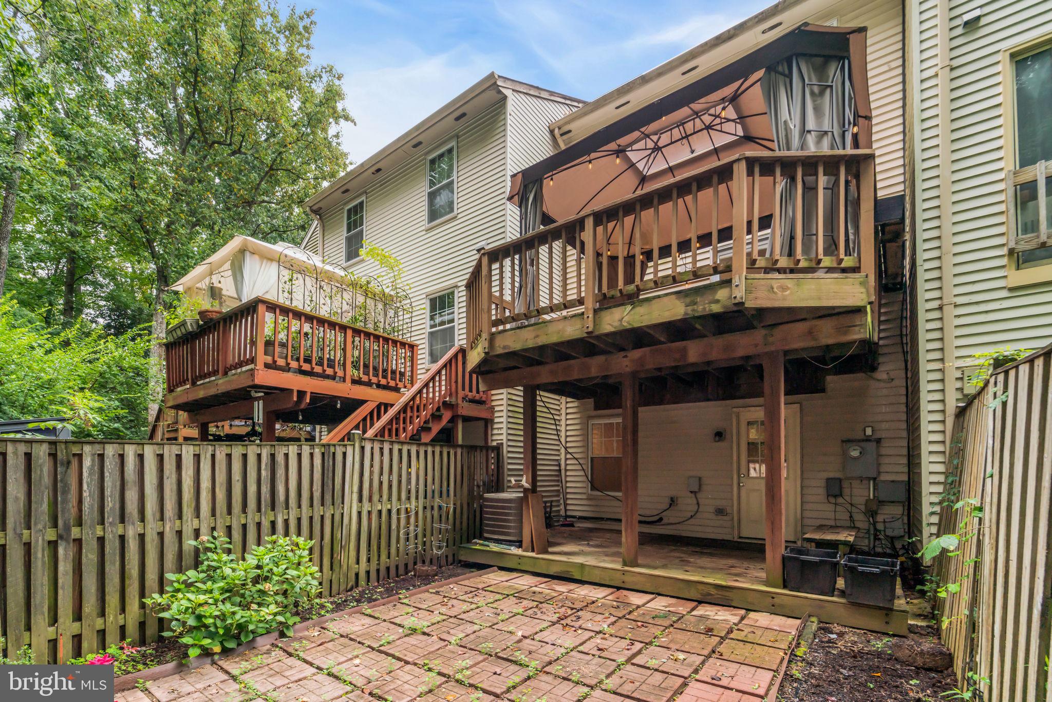 LITTLE ROCKY RUN - Residential