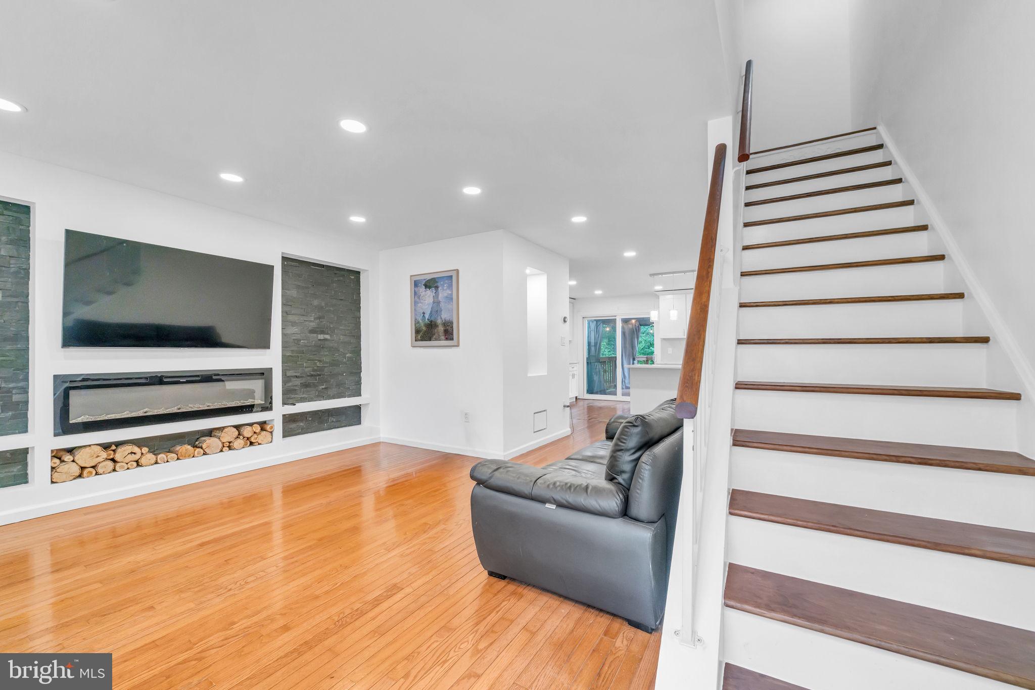 LITTLE ROCKY RUN - Residential