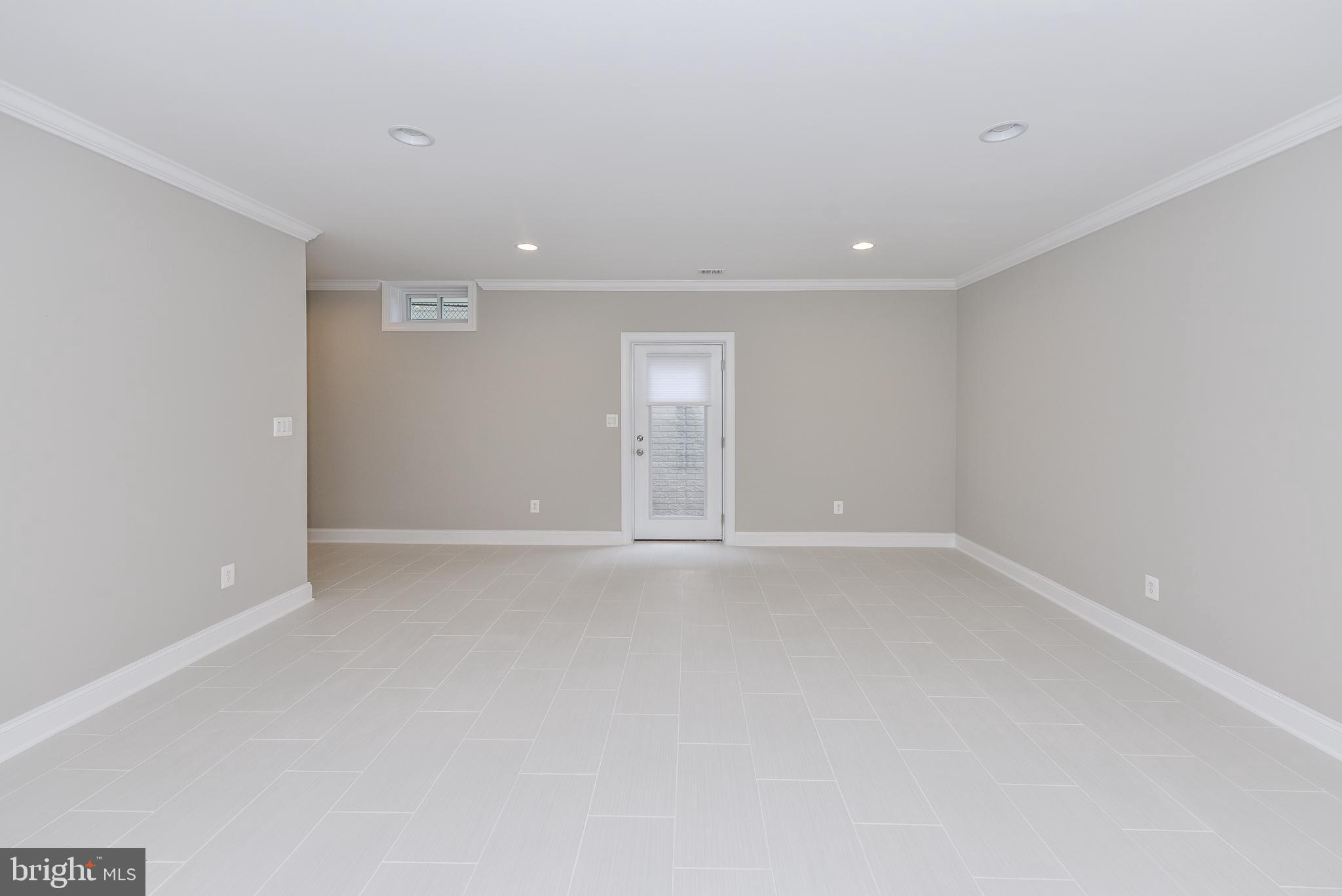 NORTH ARLINGTON - Residential Lease