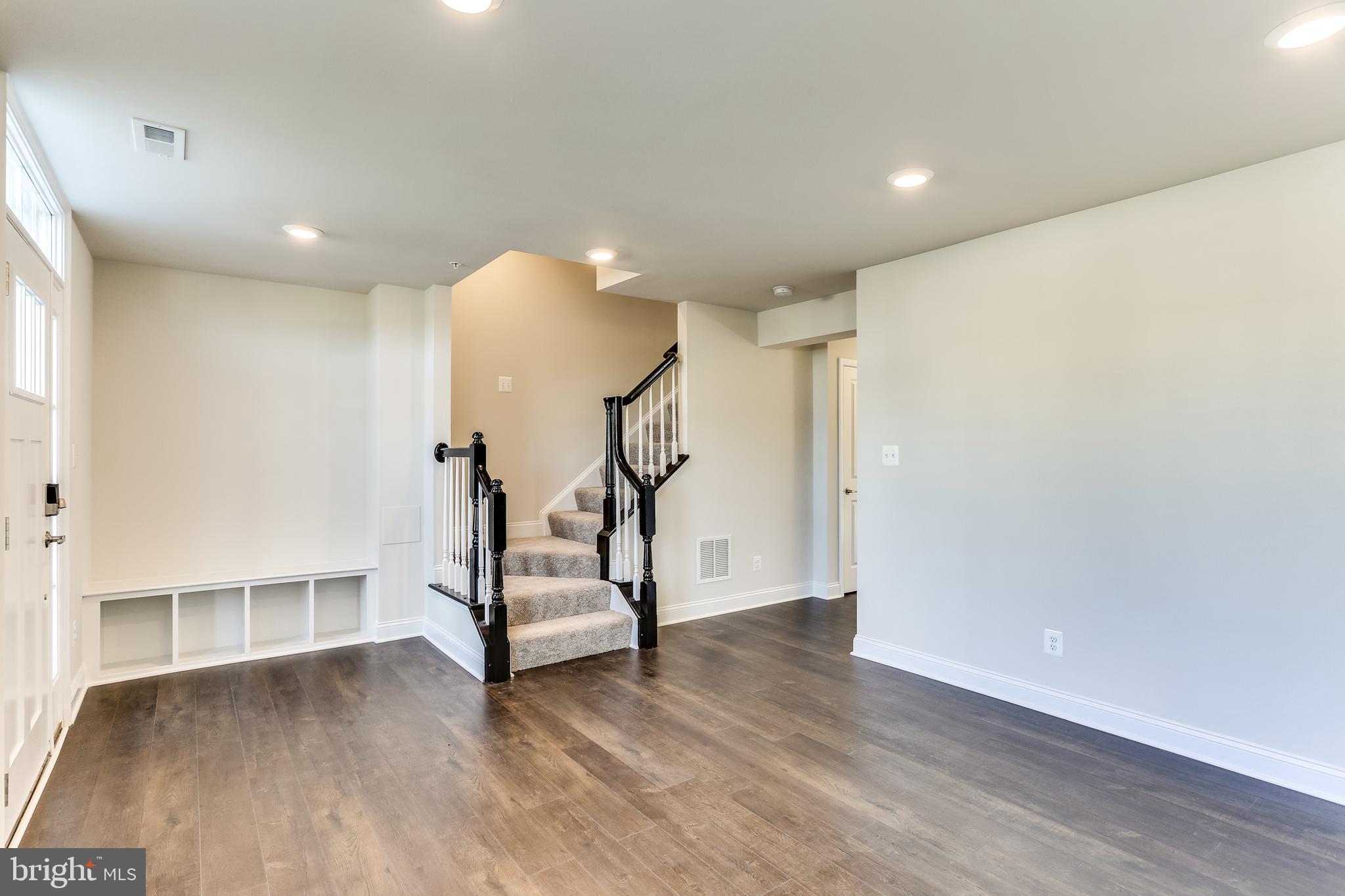 BEECH CREEK - Residential