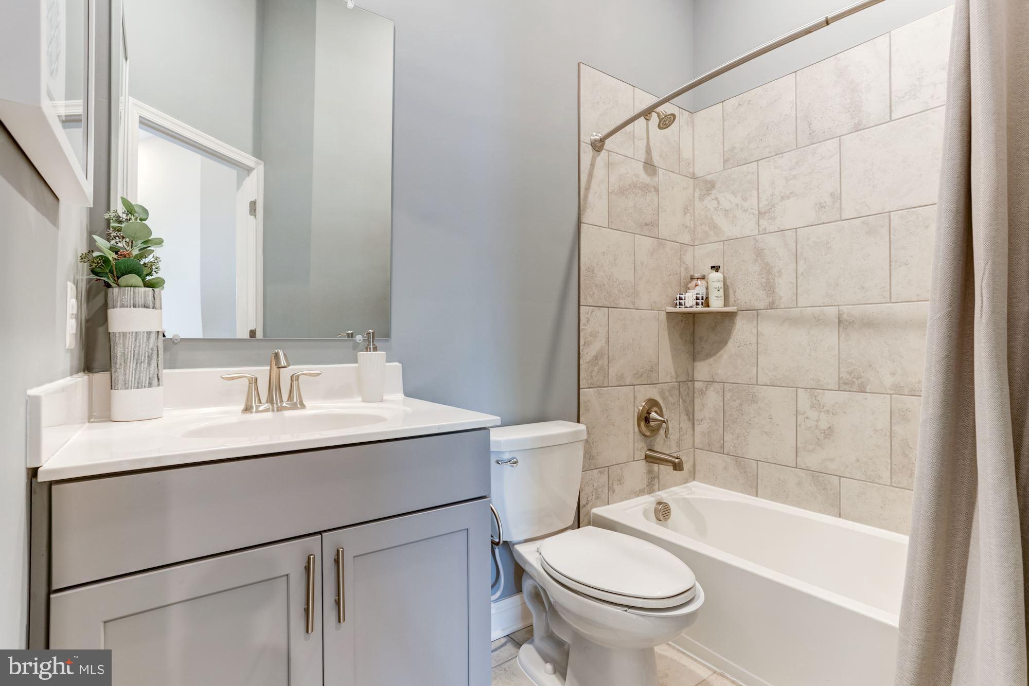 BEECH CREEK - Residential