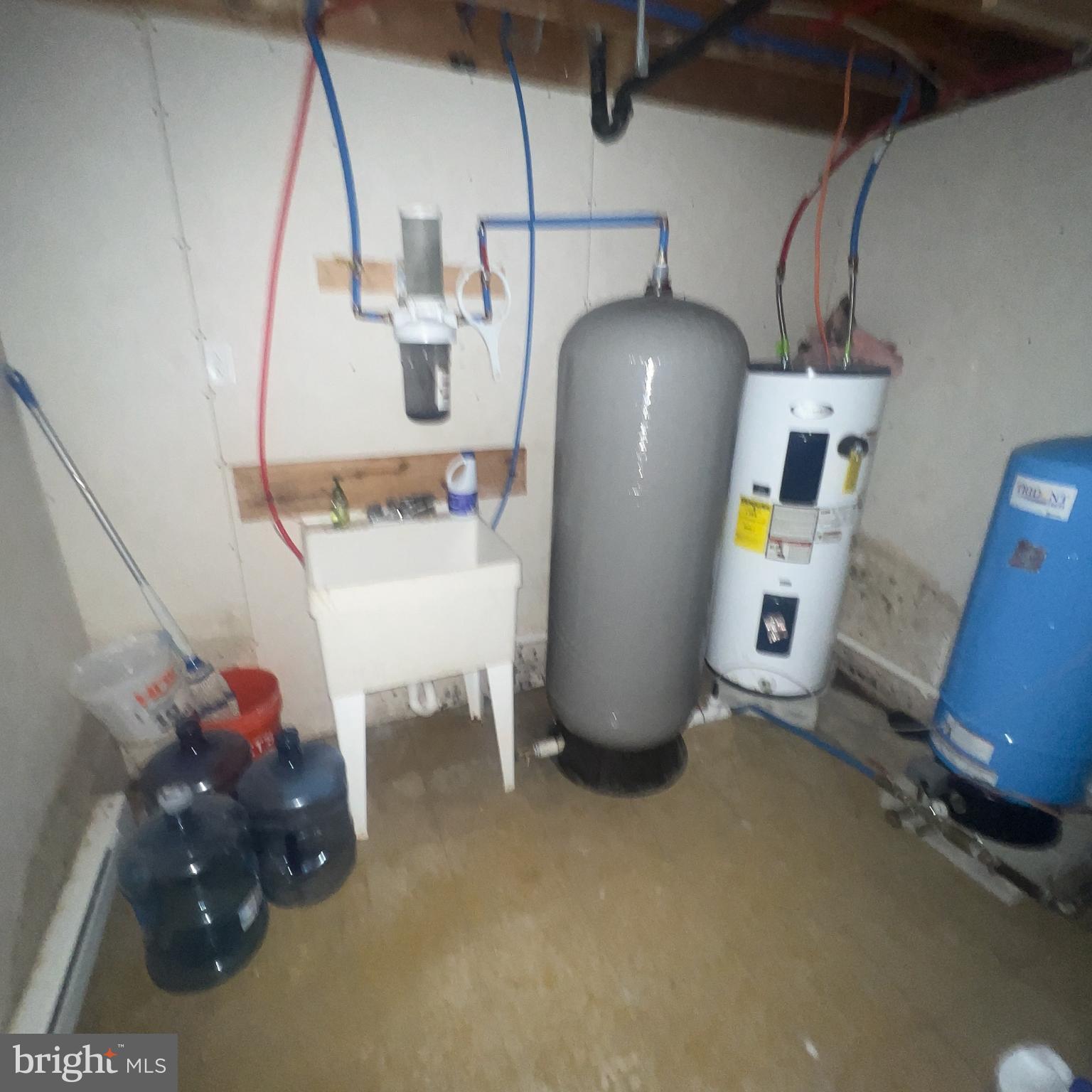 WINONA LAKES - Residential