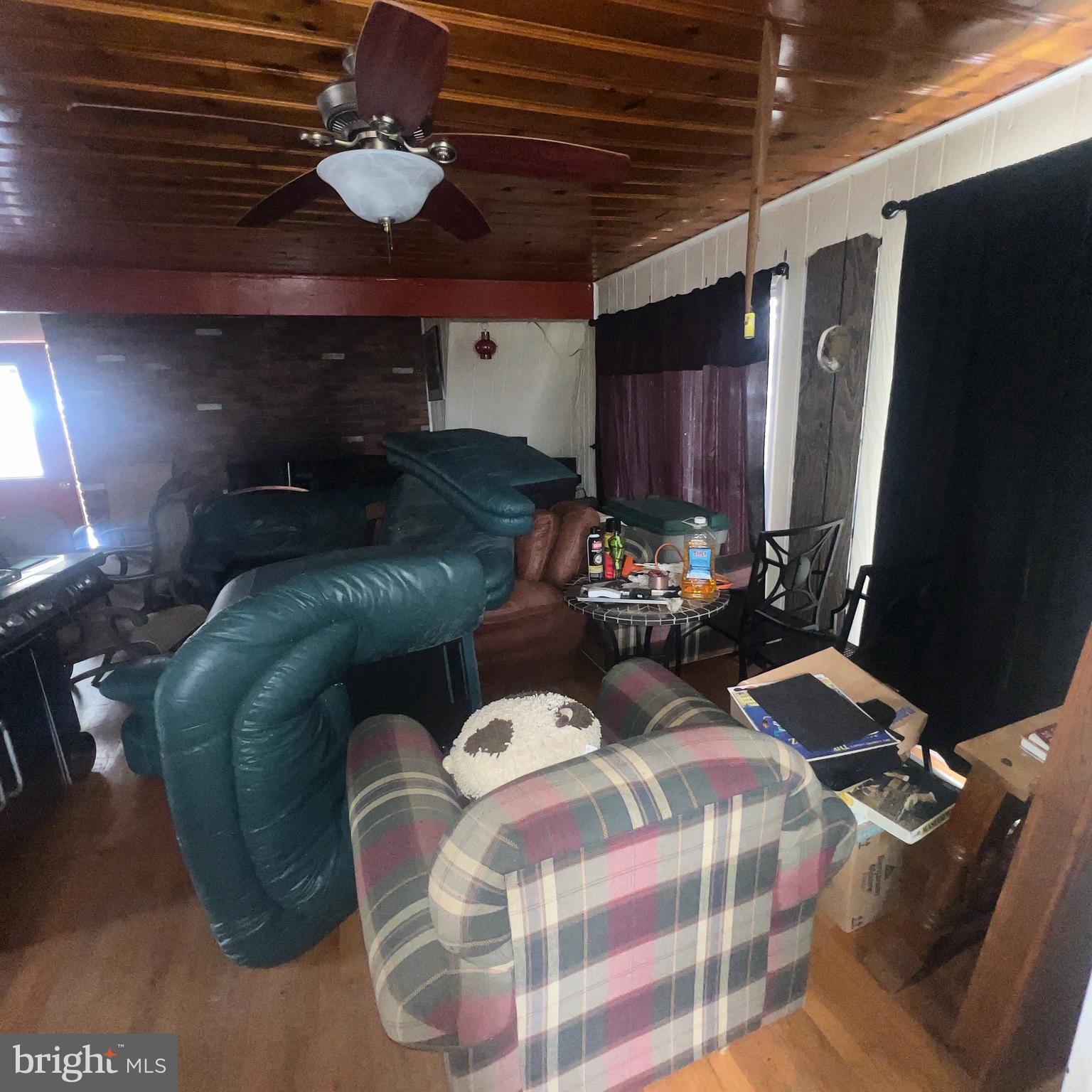 WINONA LAKES - Residential