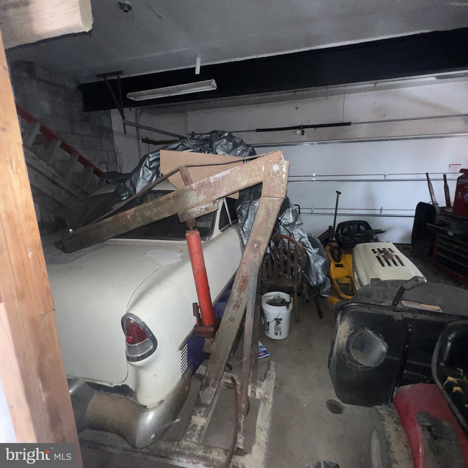 WINONA LAKES - Residential