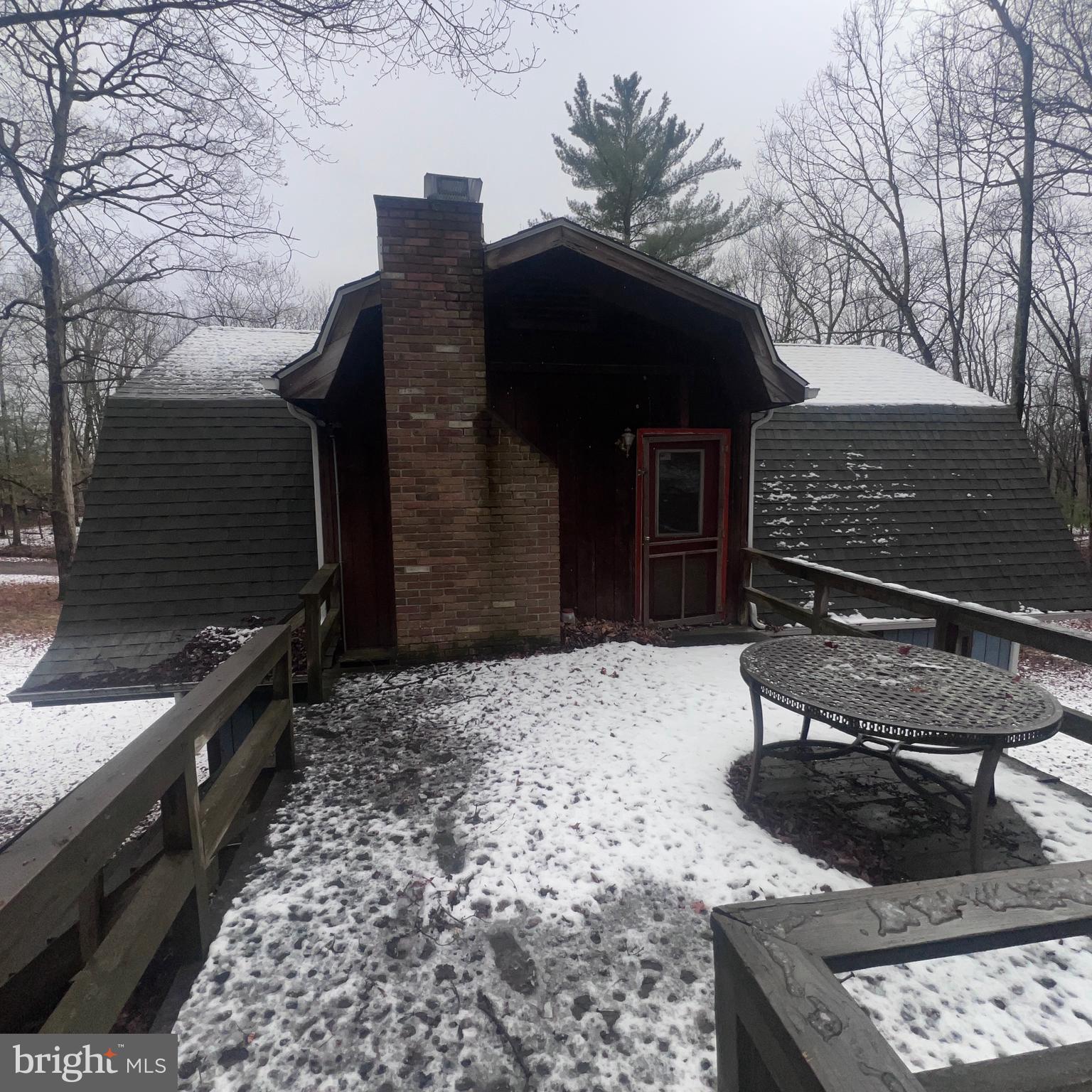 WINONA LAKES - Residential