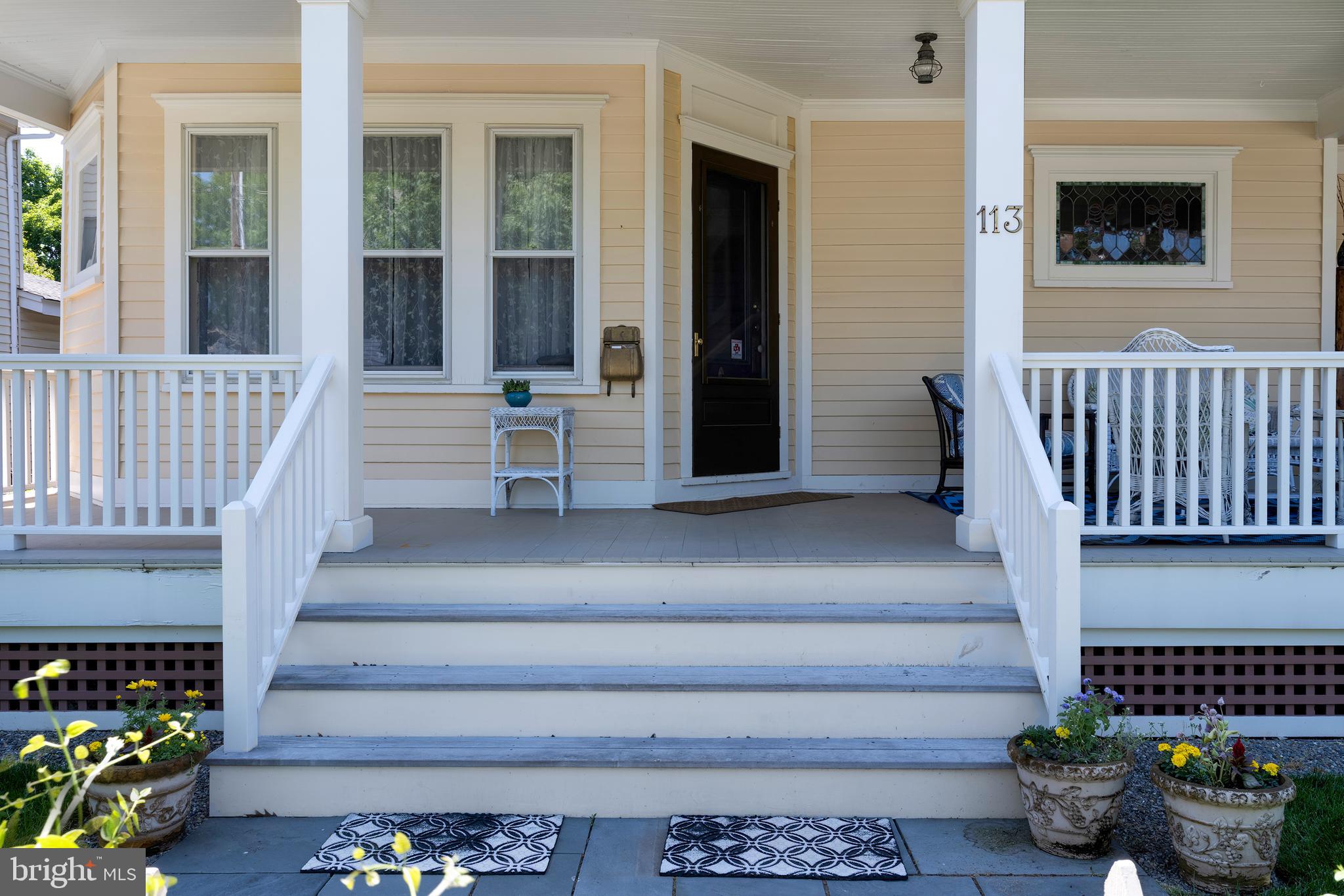 113 W PROSPECT STREET