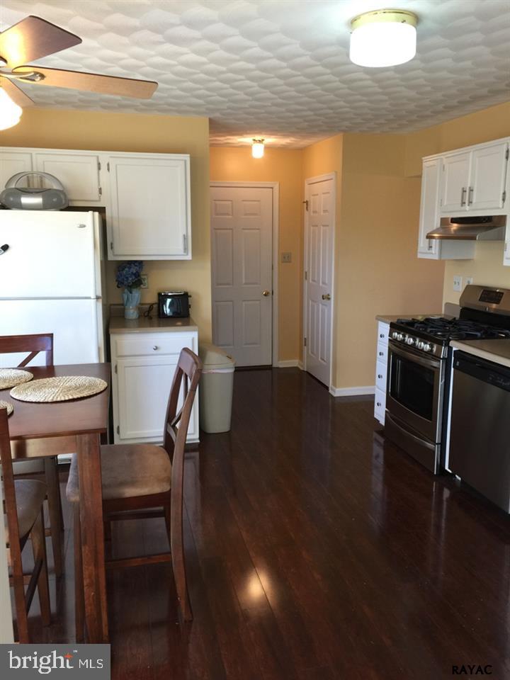 STEWARTSTOWN STATION - Residential