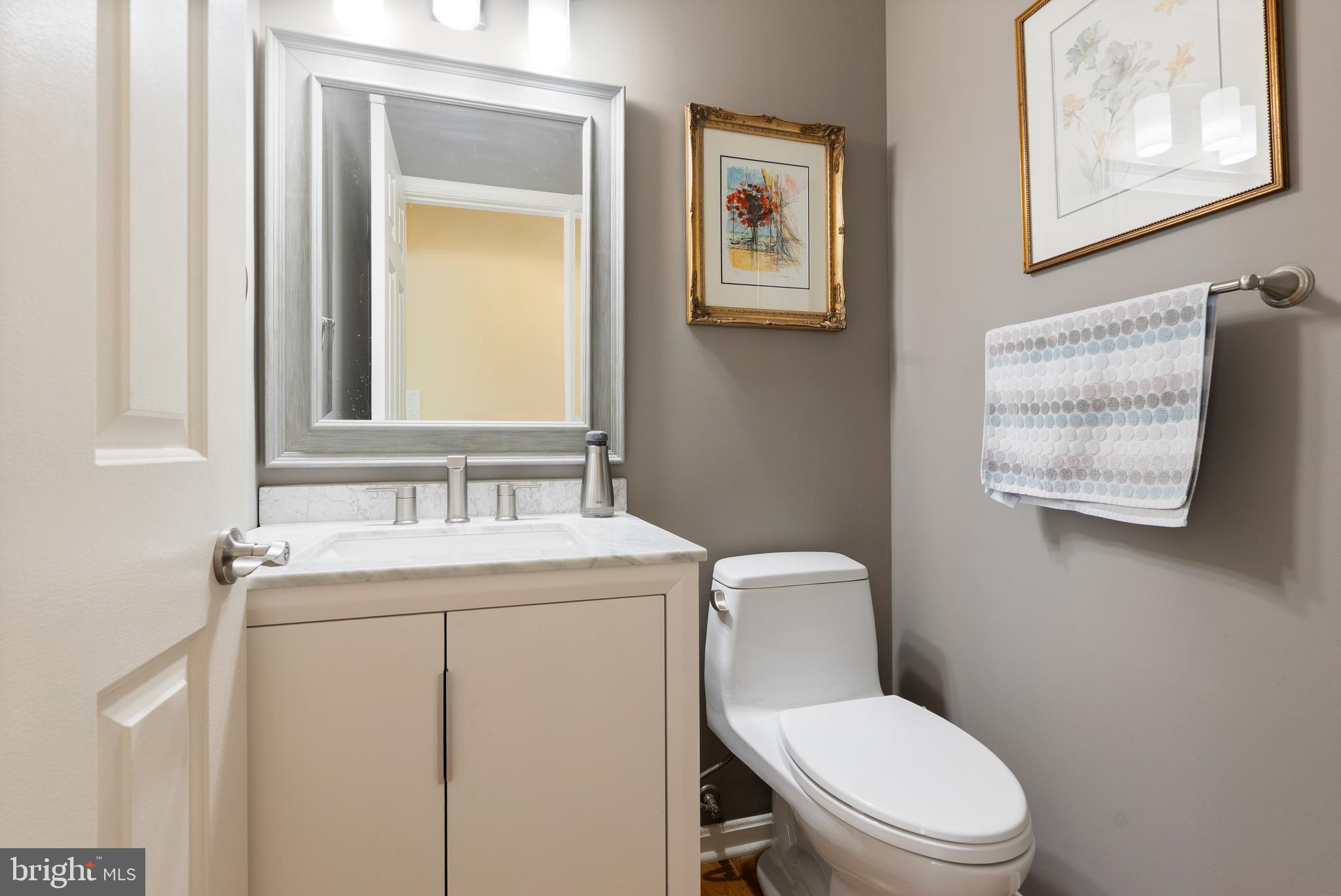 POOLE MEADOWS - Residential