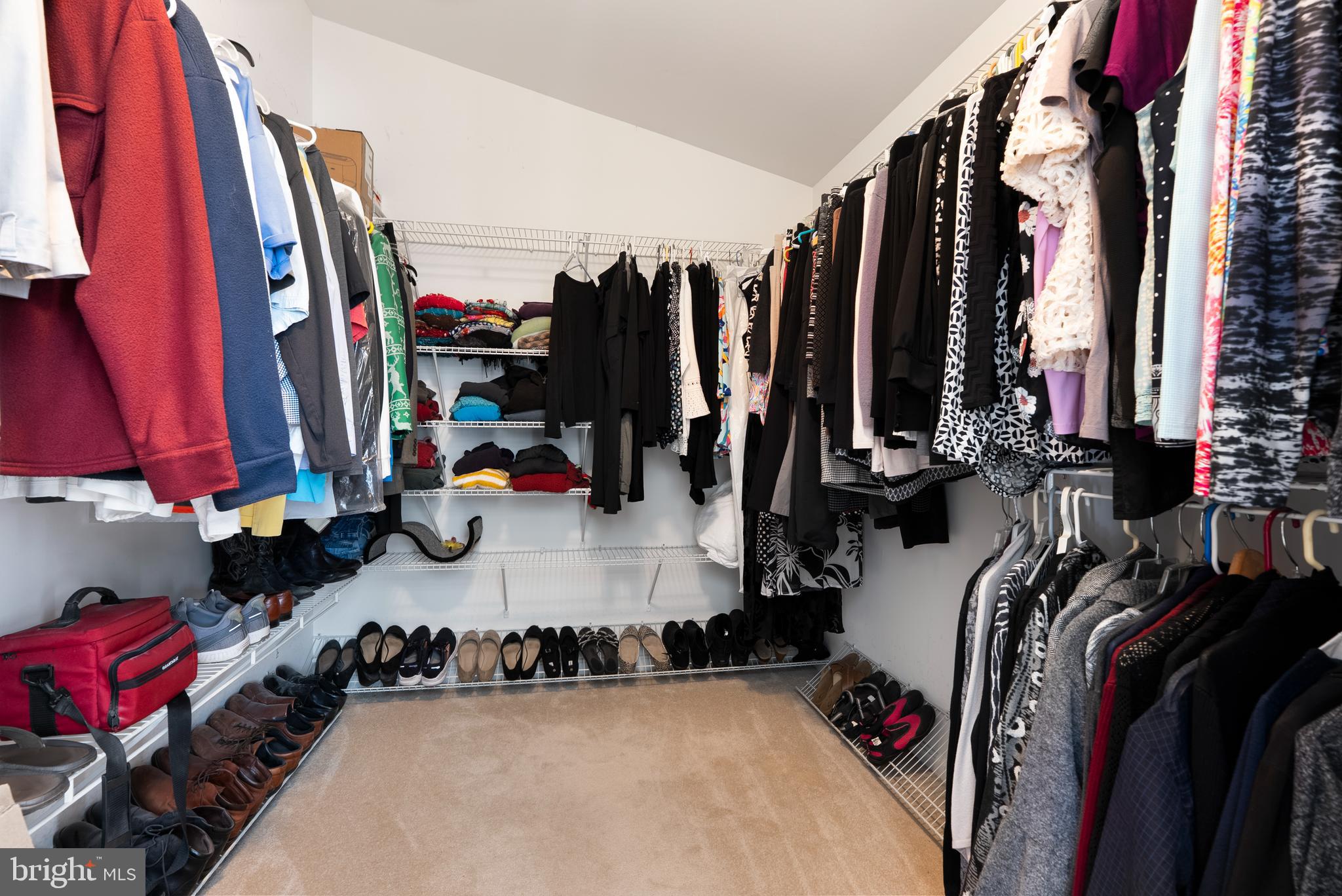 POOLE MEADOWS - Residential