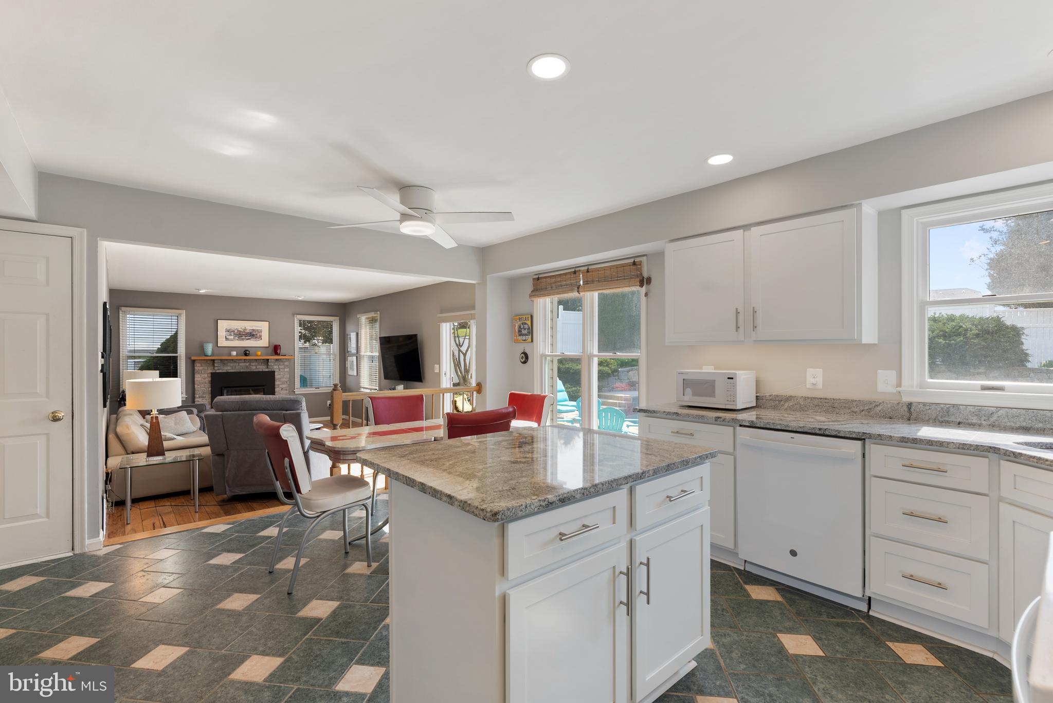 POOLE MEADOWS - Residential