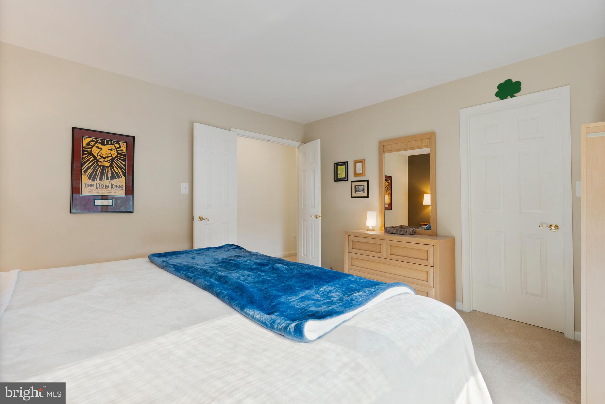 POOLE MEADOWS - Residential