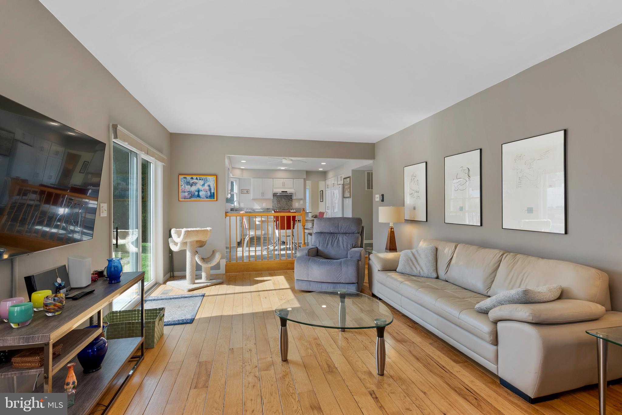 POOLE MEADOWS - Residential