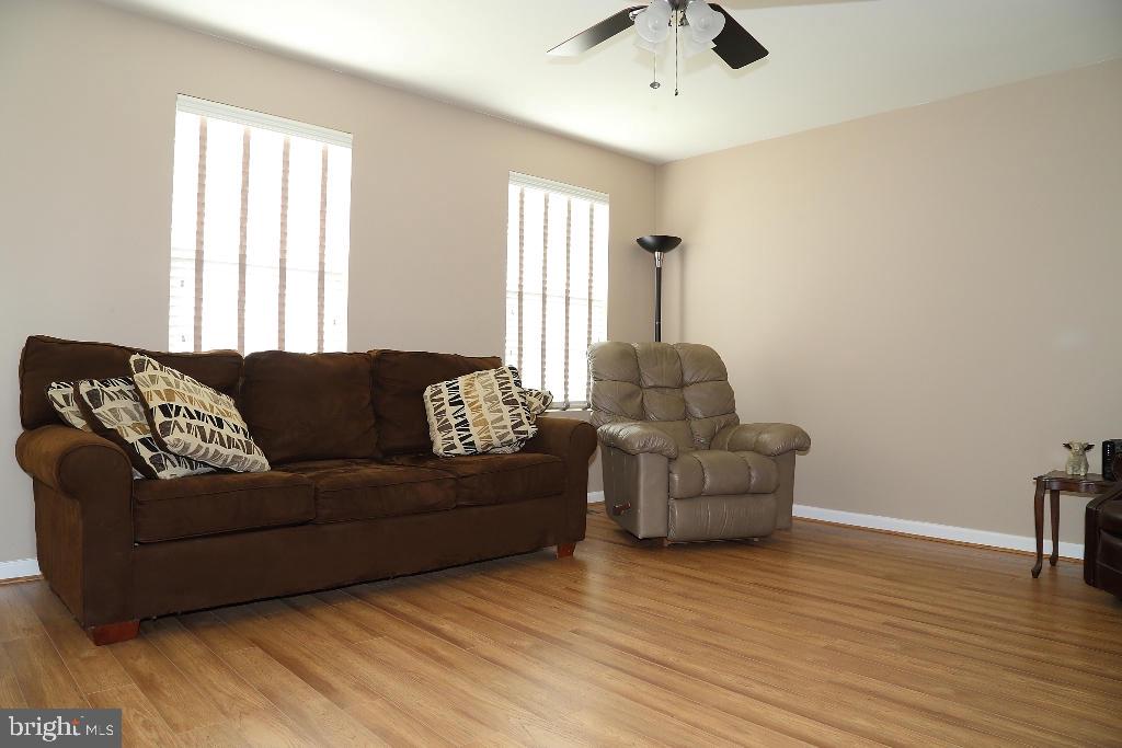 HAWTHORNE RIDGE - Residential