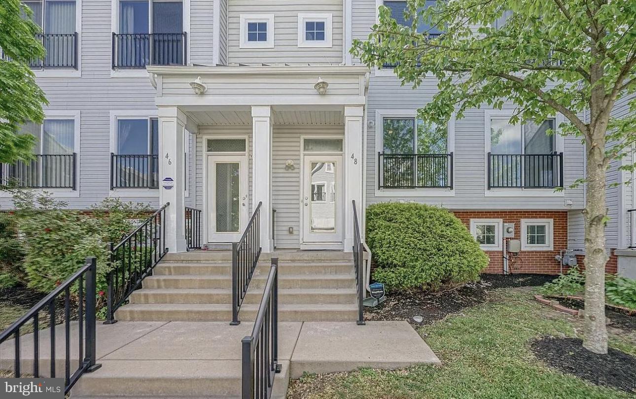 48 S POPLAR STREET