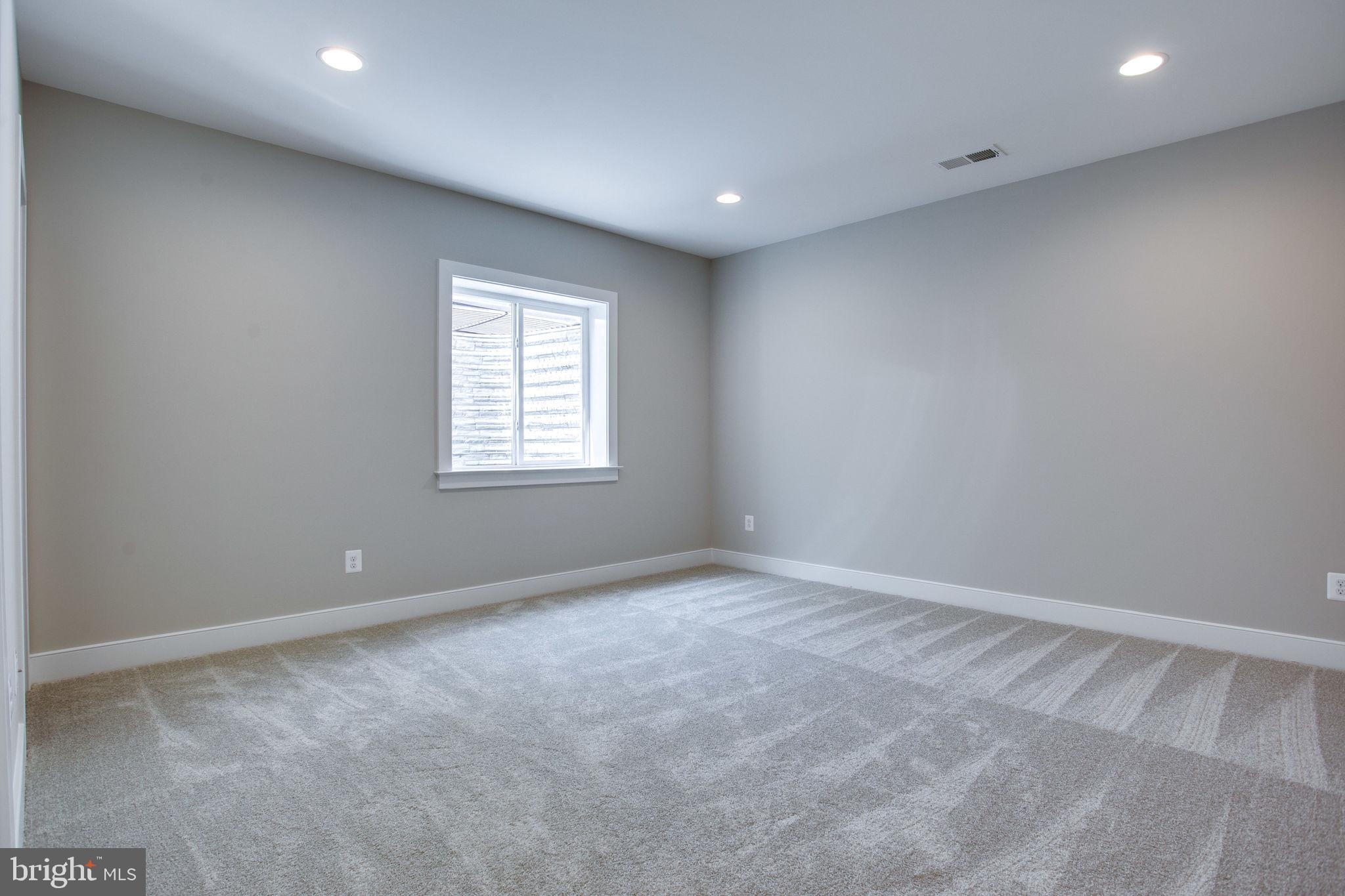 LITTLE VIENNA ESTATES - Residential